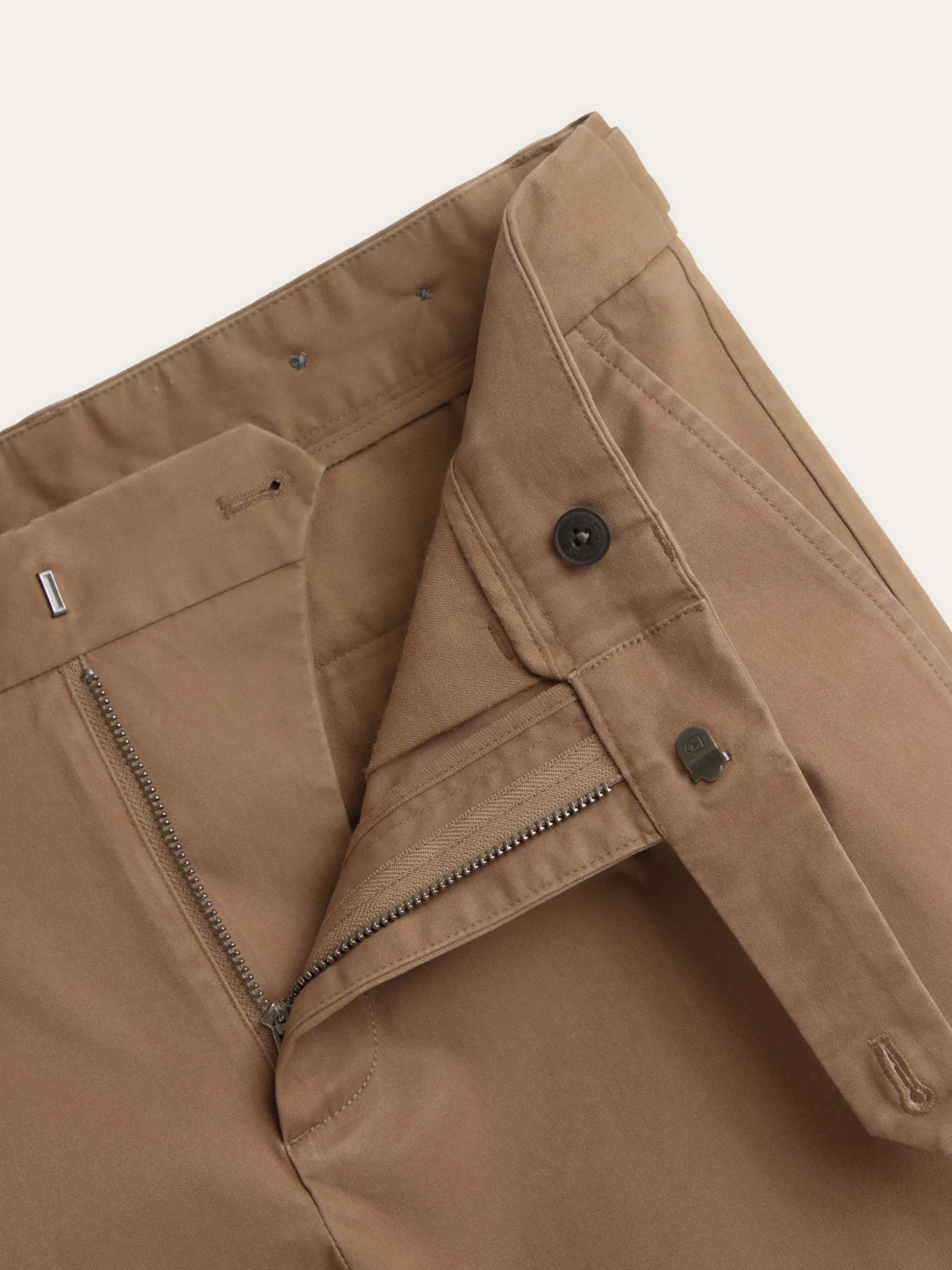 Pantaloni Classici Carota - Confortevoli in Offerta by Alvaro Moreno