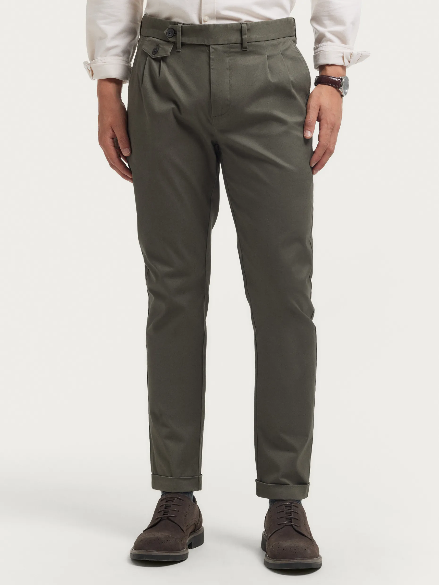 Pantaloni a Carota Elasticizzati Alvaro Moreno - Taglio Moderno e Confortevole con Prezzi Accessibili