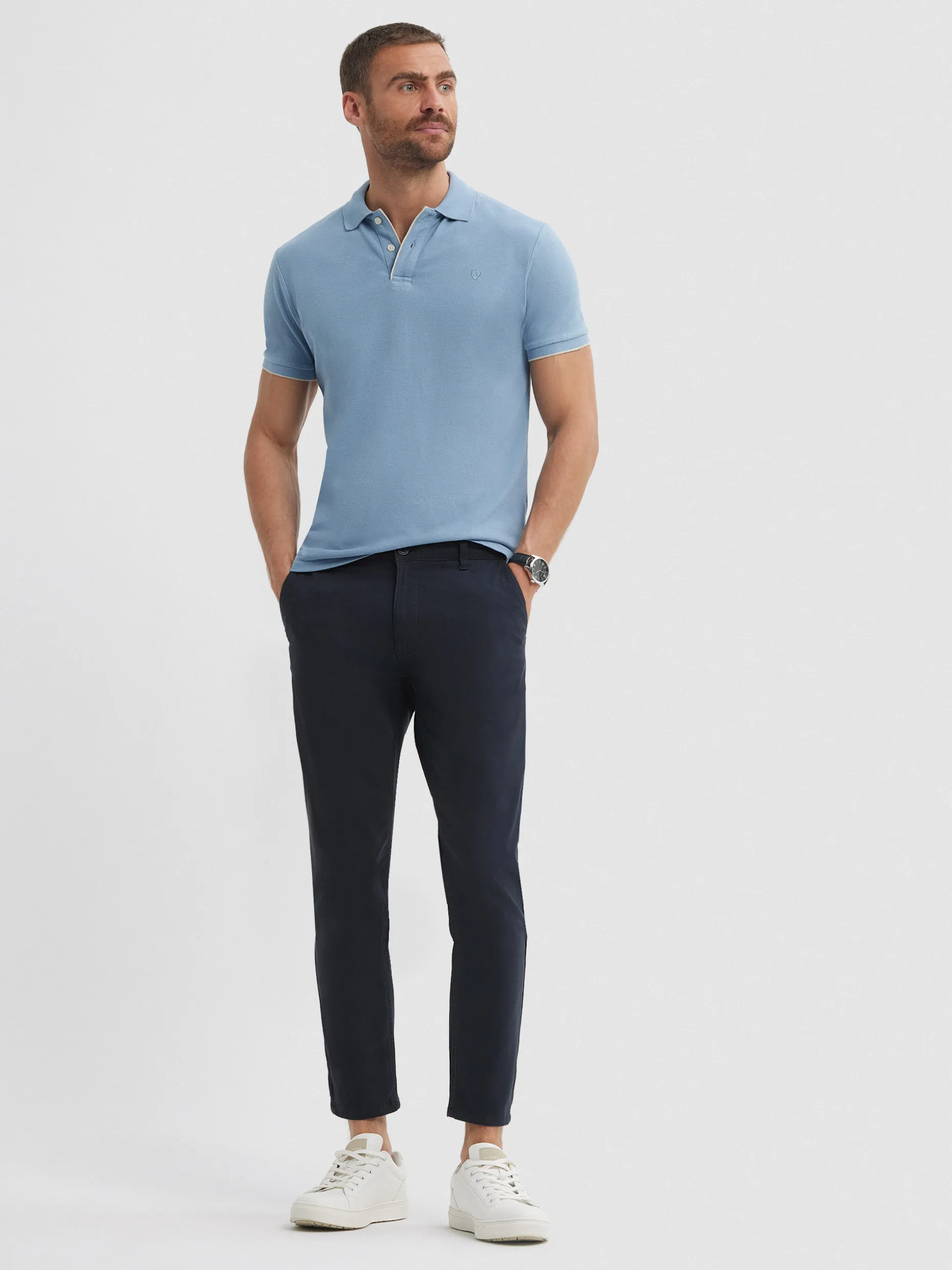 Pantaloni Chino Uomo Confortevoli, Tessuto Morbido e Resistente - Modelli Casual Eleganti per Primavera/Estate 2024 | Collezione Alvaro Moreno con Sconti Esclusivi