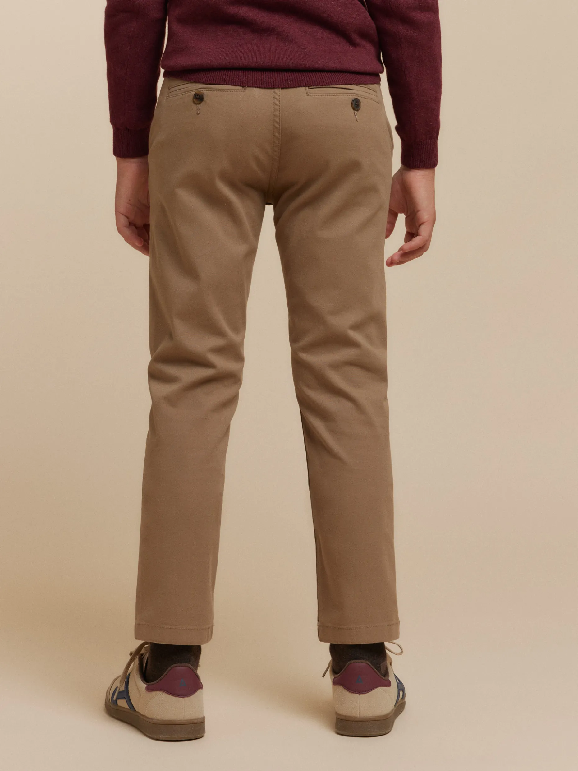 Pantaloni Chino Junior in Offerta Lampo - Moda Pratica per Ragazzi di Alvaro Moreno
