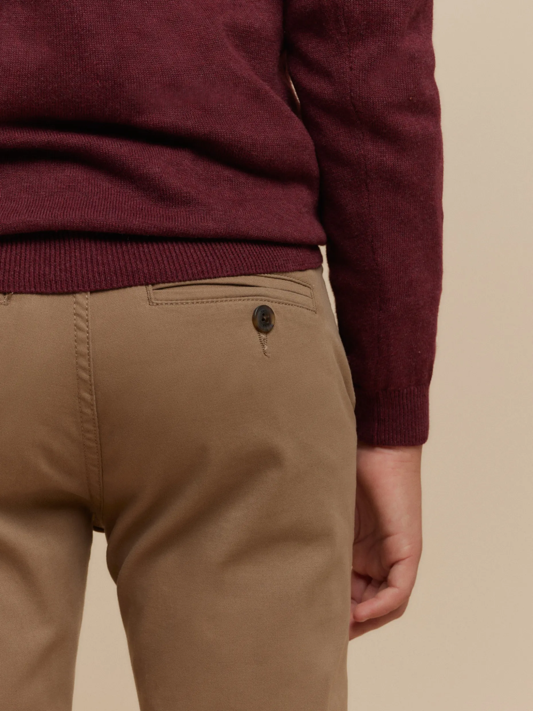 Pantaloni Chino Junior in Offerta Lampo - Moda Pratica per Ragazzi di Alvaro Moreno