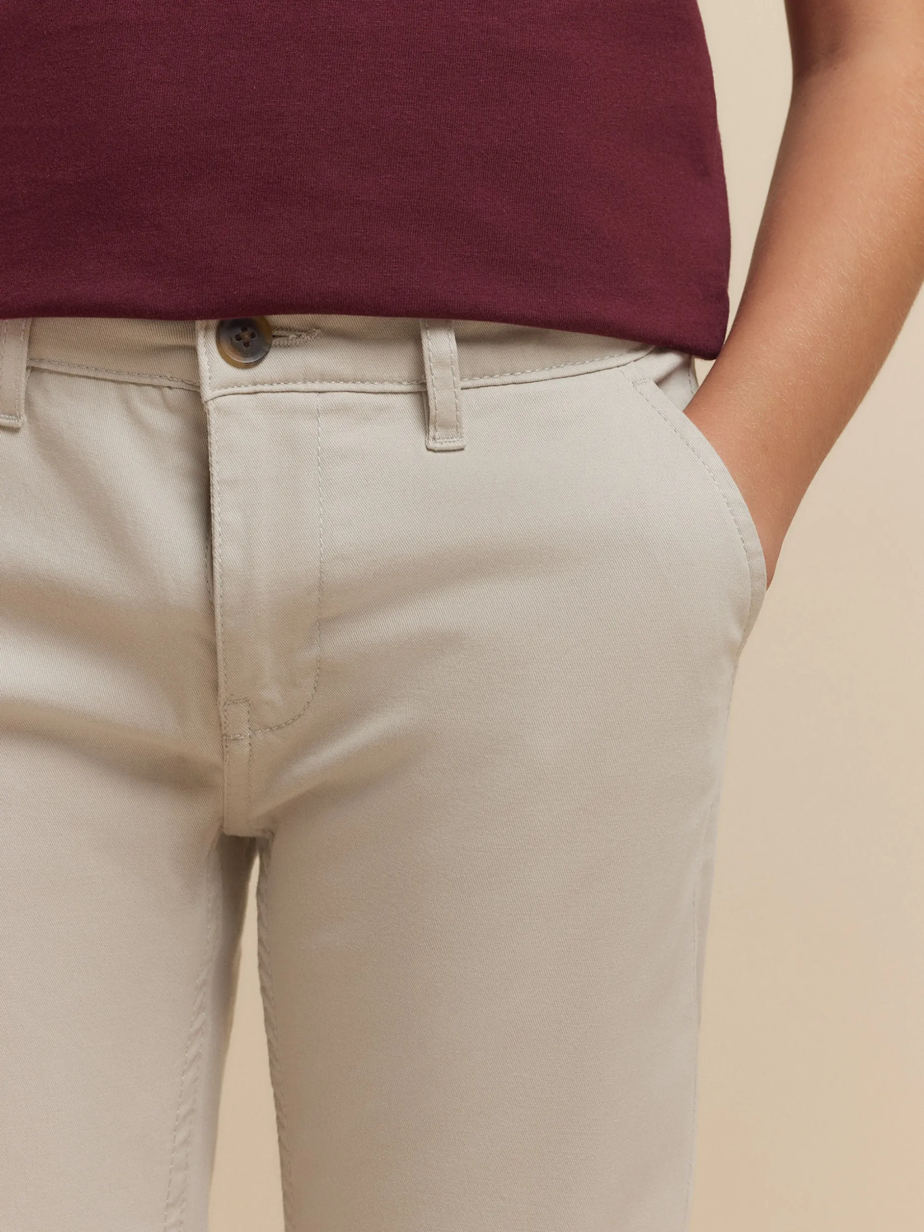 Pantaloni Chino Casual Eleganti per Ragazzi - Confortevoli e Stilizzati di Alvaro Moreno