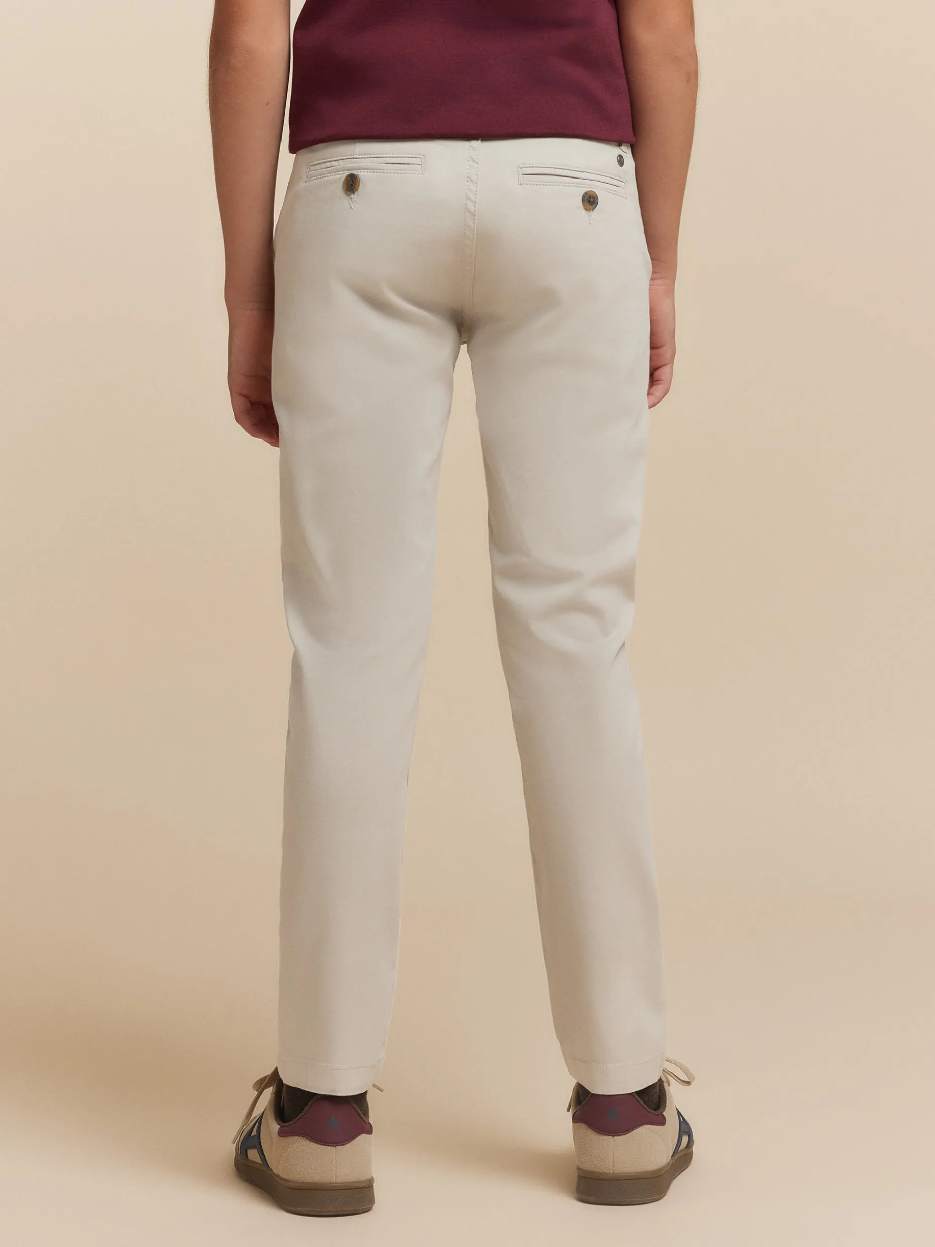 Pantaloni Chino Casual Eleganti per Ragazzi - Confortevoli e Stilizzati di Alvaro Moreno