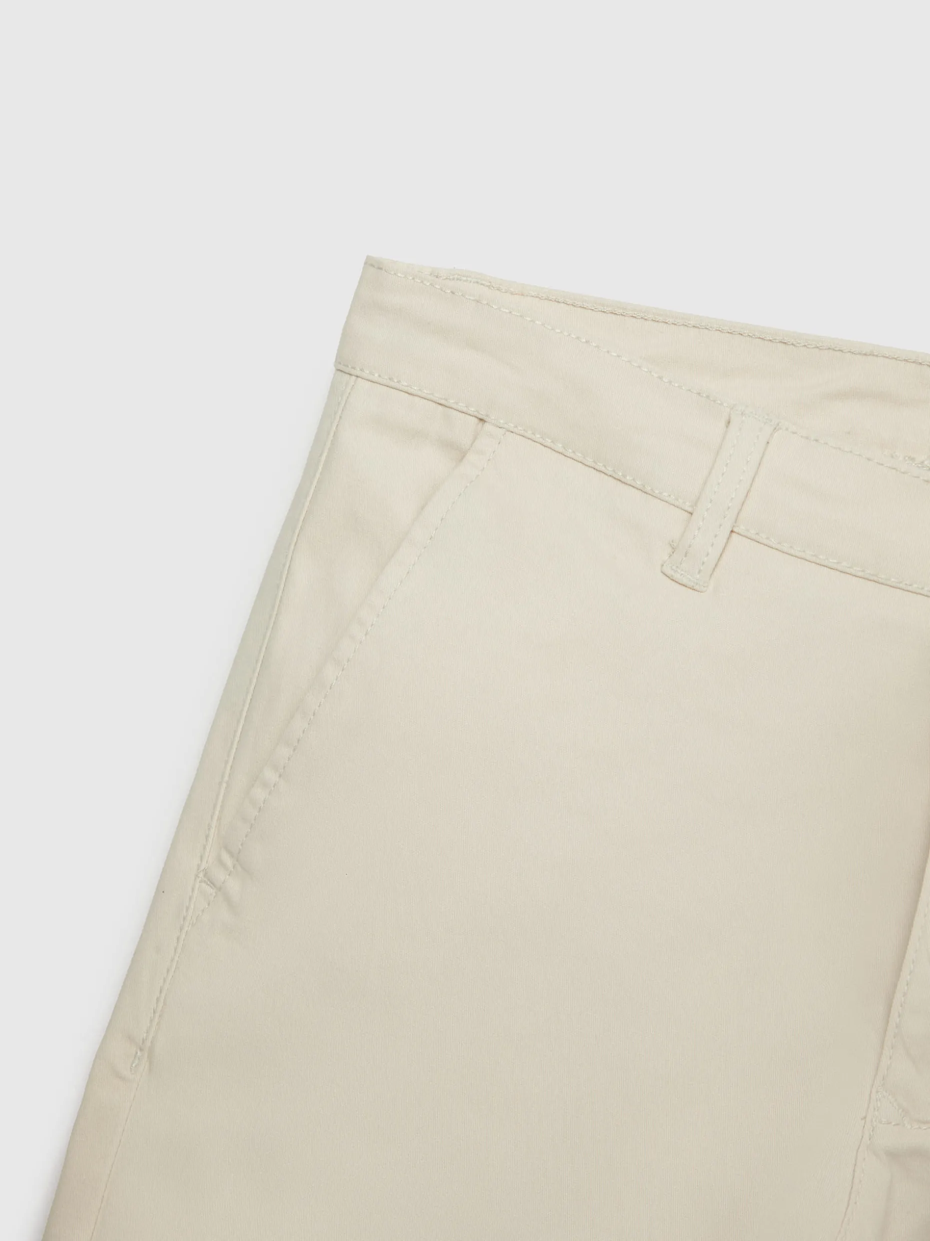 Pantaloni Chino Comodi e Moderni - Taglio Slim Premium | Promozione Alvaro Moreno

(：，，，，，SEO)