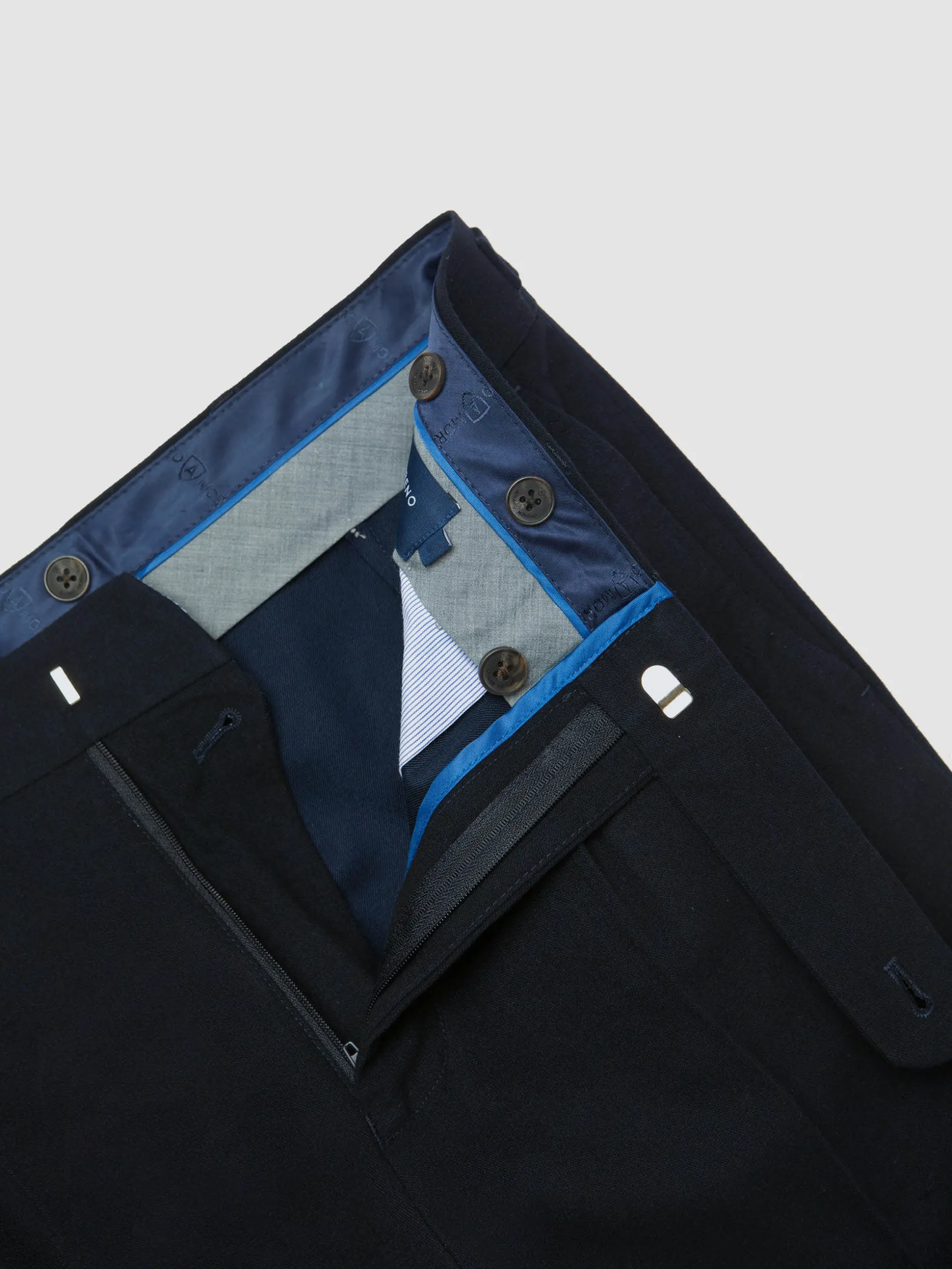 Pantaloni Eleganti in Gabardina Morbida - Design Confortevole di Alvaro Moreno per Tutto il Giorno