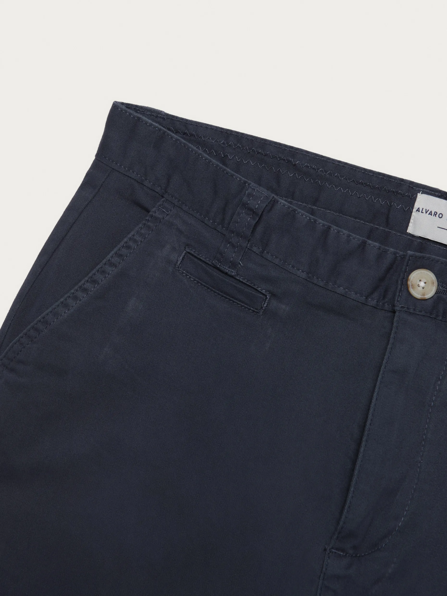 Pantaloni Cooper Design in Tinta Unica - Collezione Firmata Alvaro Moreno con Comfort Elegante e Taglio Moderno