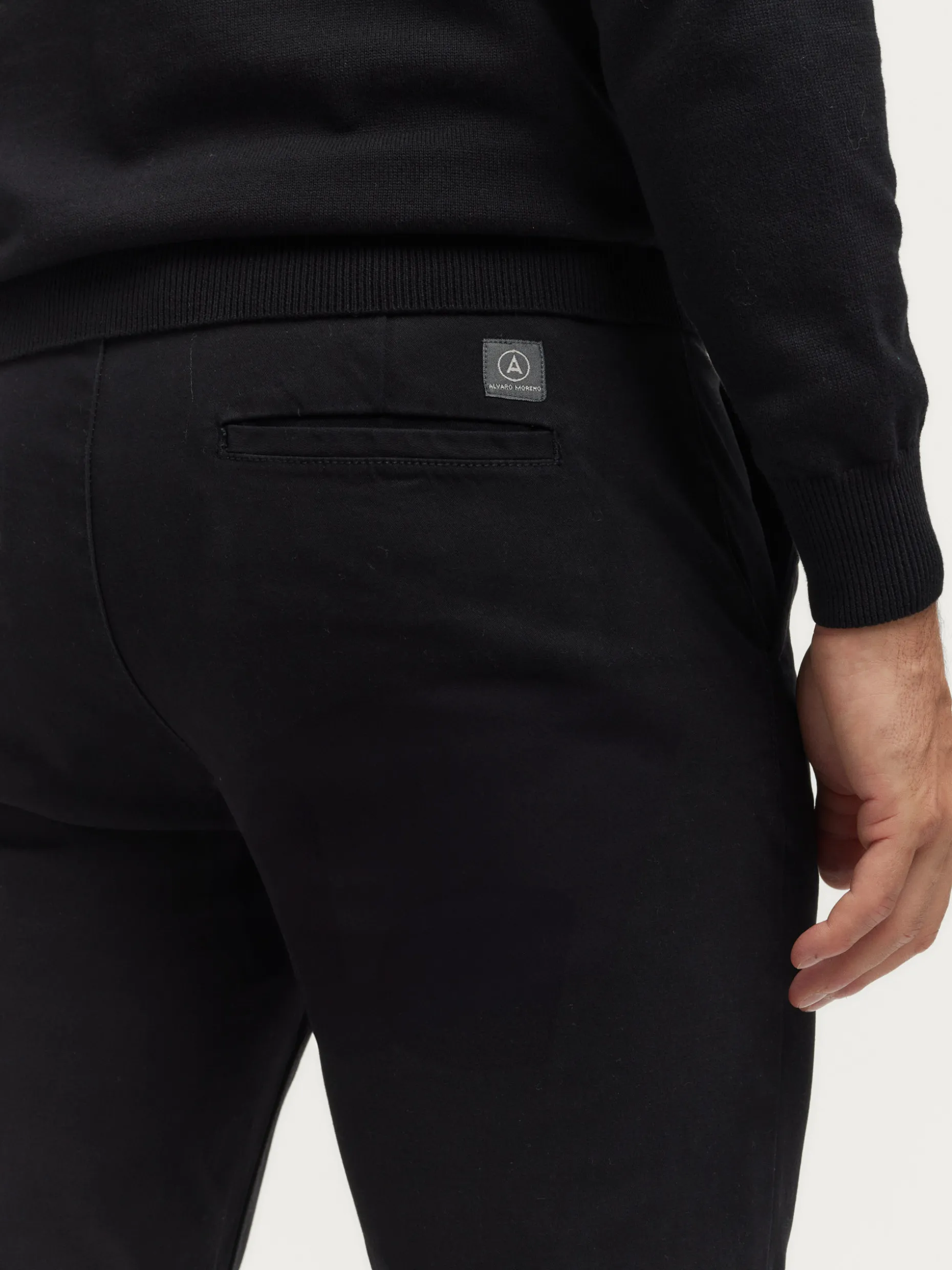 Pantaloni Uomo Modello Elvis - Stile Iconico e Confortevoli di Alvaro Moreno | Collezione Online Esclusiva