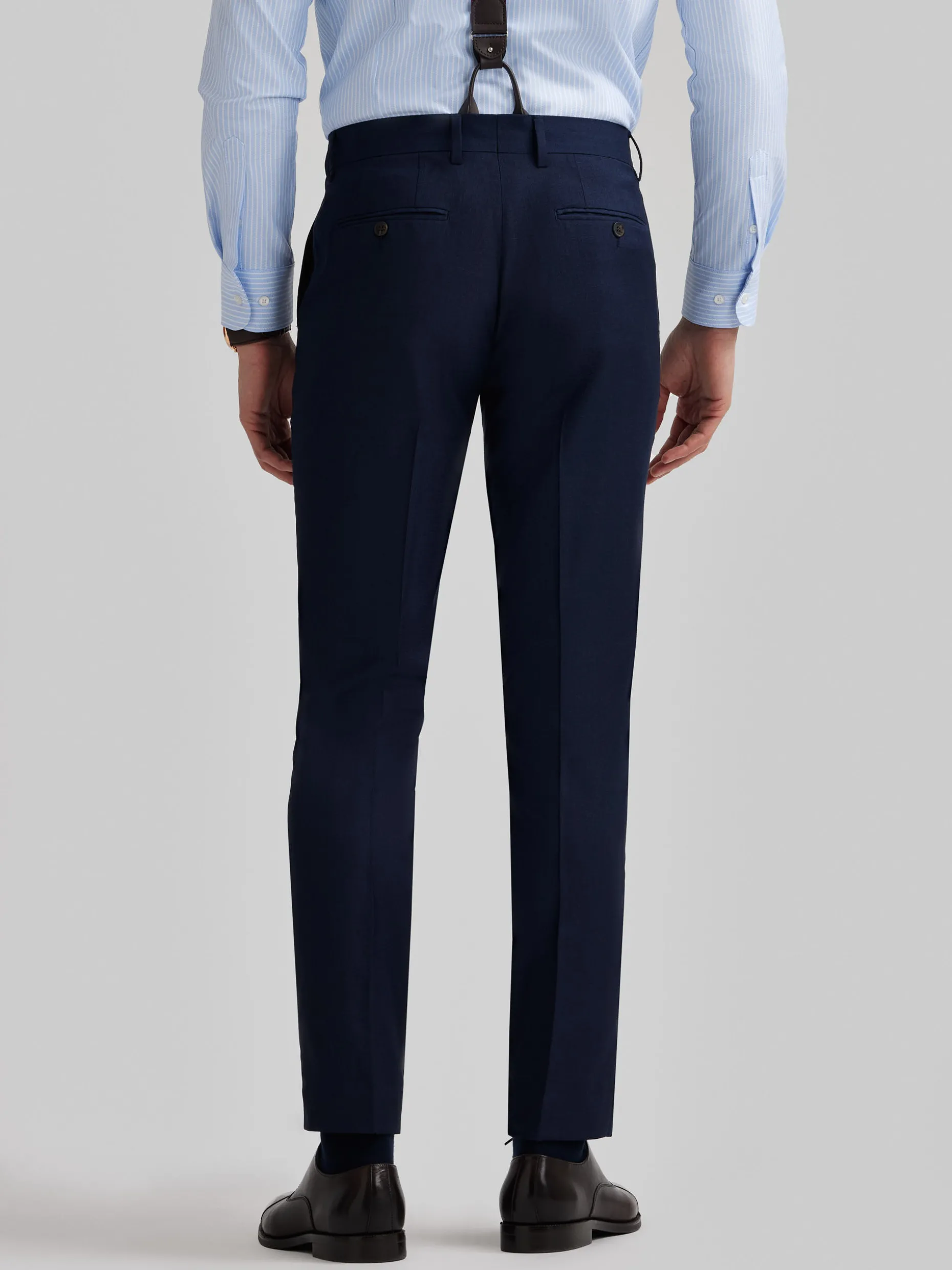 Pantalone Elegante in Tessuto Traforato - Design Álvaro Moreno - Versione Estiva Leggera per Uomo 2024

（：Álvaro Moreno ，，，）