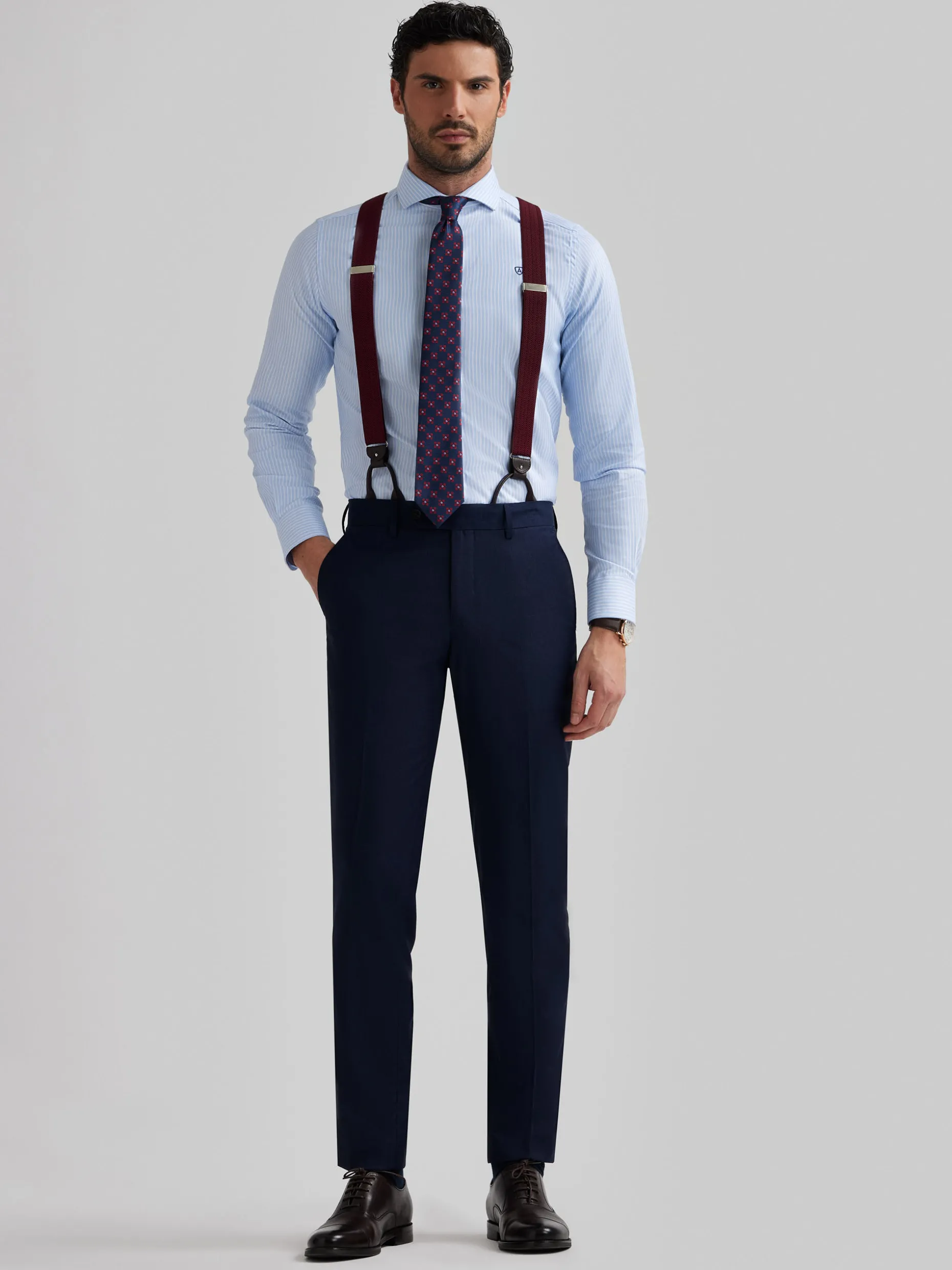 Pantalone Elegante in Tessuto Traforato - Design Álvaro Moreno - Versione Estiva Leggera per Uomo 2024

（：Álvaro Moreno ，，，）