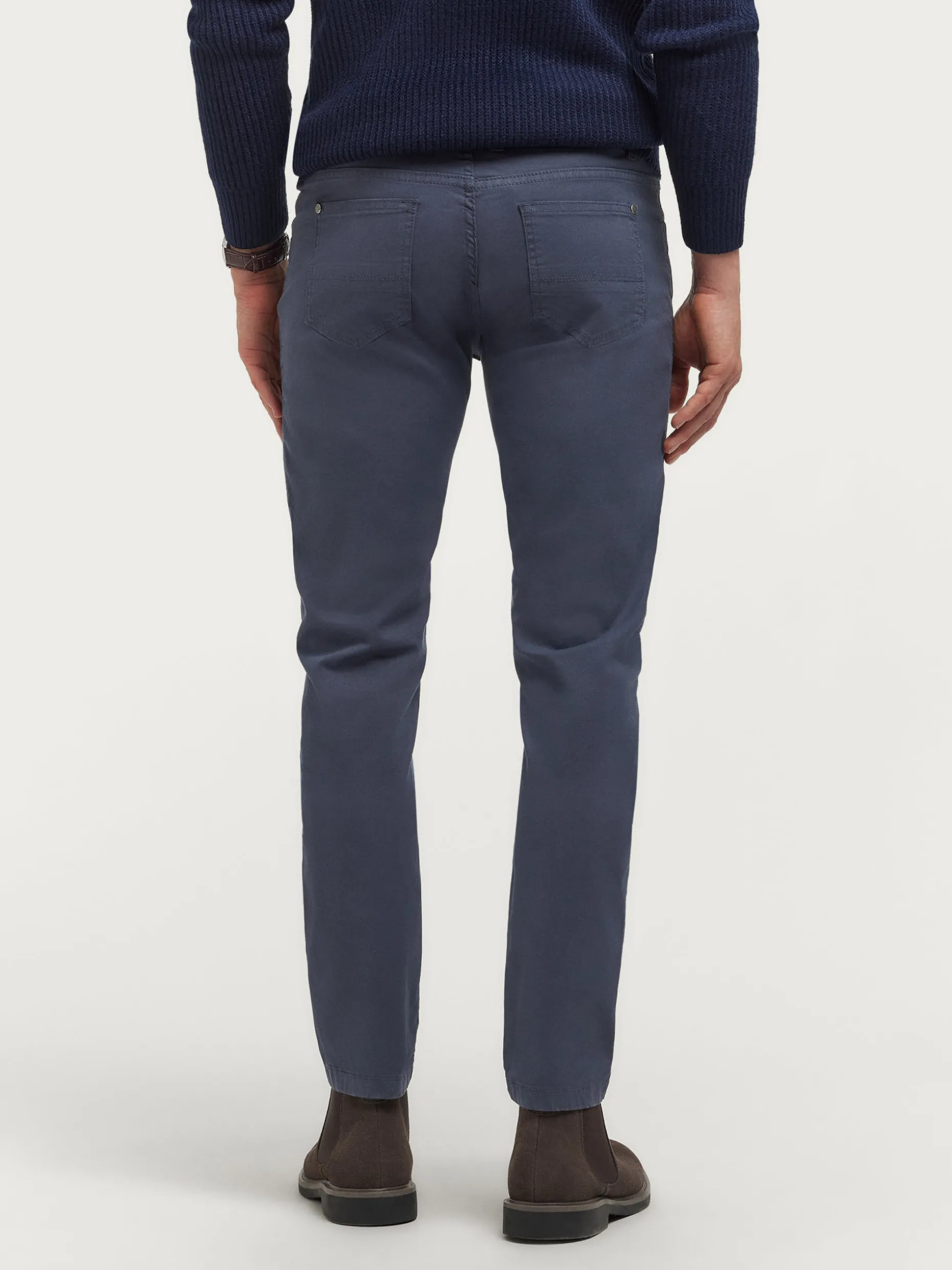 Pantaloni Uomo Microfibra con 5 Tasche Pratiche - Edizione Limitata Alvaro Moreno in Promozione