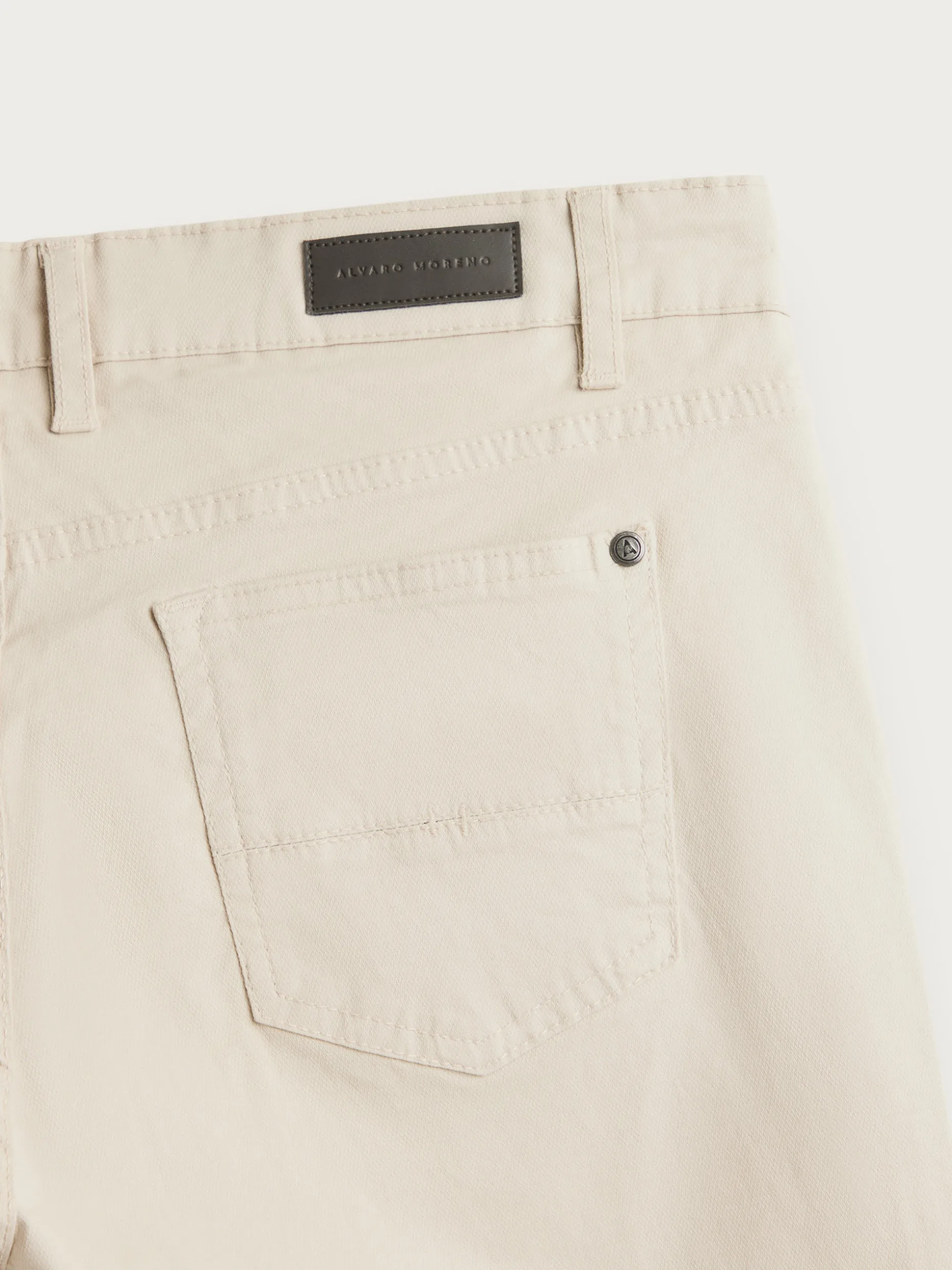 Pantaloni Uomo con 5 Tasche Multiple - Design Moderno da Alvaro Moreno | Taglio Slim & Comodi per Ogni Occasione | Collezione Esclusiva Online