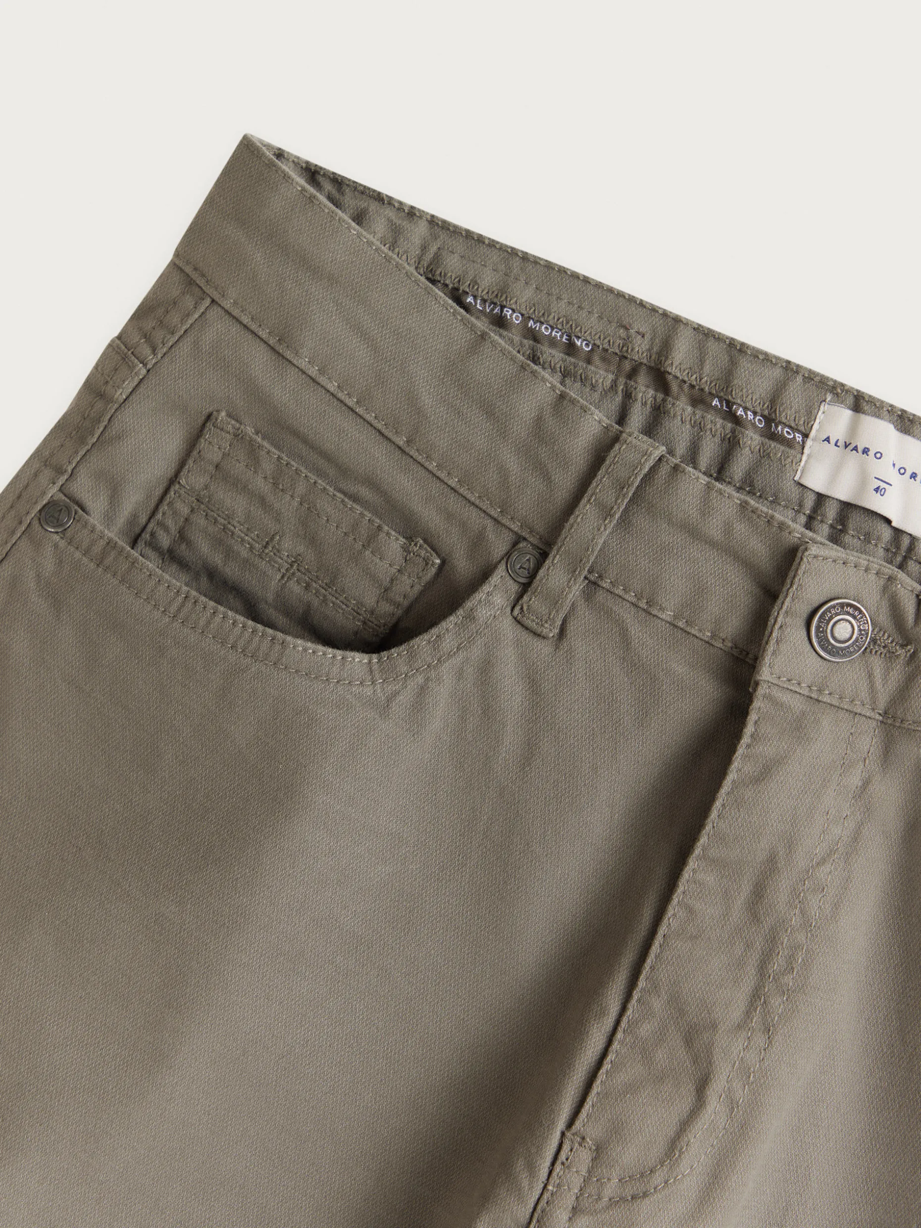 Pantaloncini Corti con 5 Tasche - Design Pratico e Stiloso da Alvaro Moreno | Offerta Esclusiva