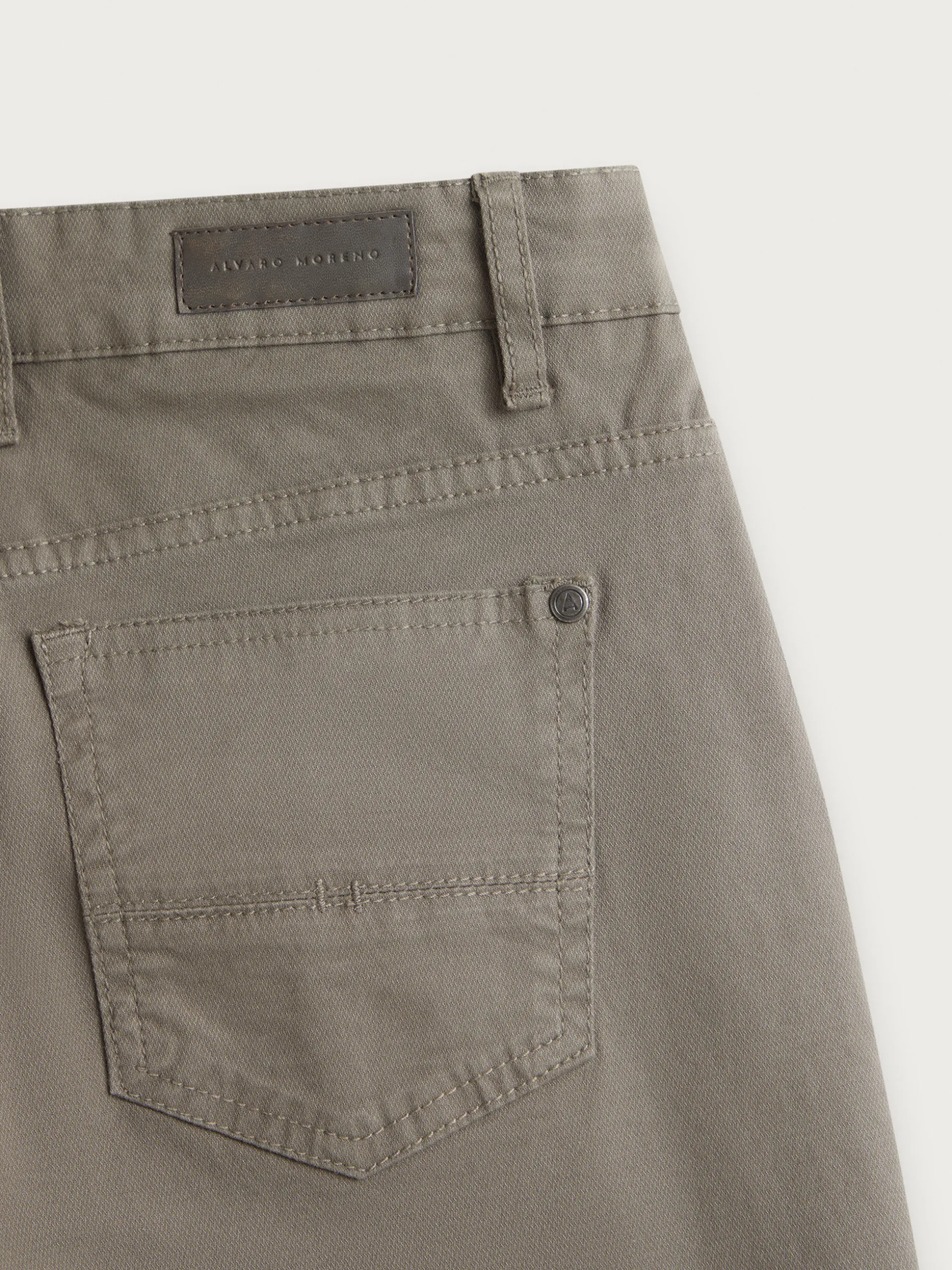 Pantaloncini Corti con 5 Tasche - Design Pratico e Stiloso da Alvaro Moreno | Offerta Esclusiva