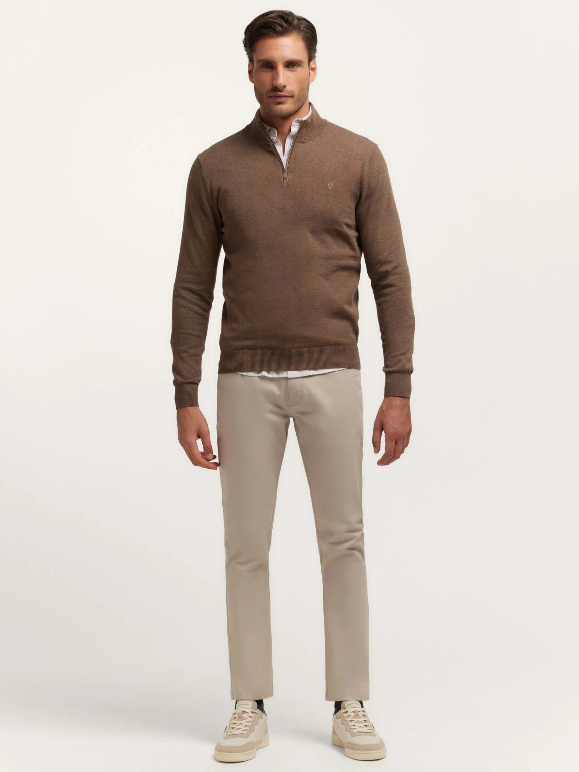Pantaloni Moderni con Tasca Laterale - Design Esclusivo di Alvaro Moreno