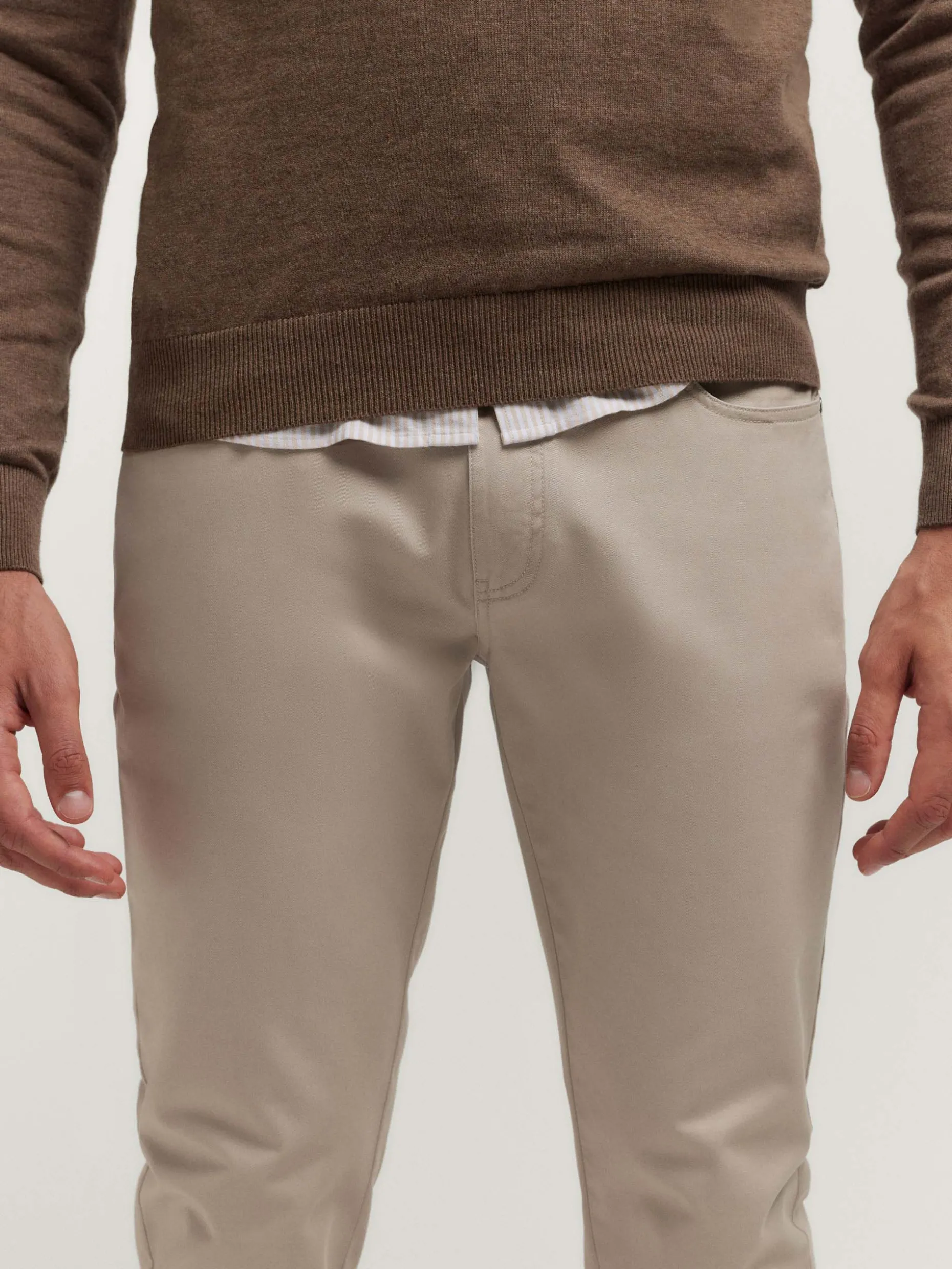 Pantaloni Moderni con Tasca Laterale - Design Esclusivo di Alvaro Moreno