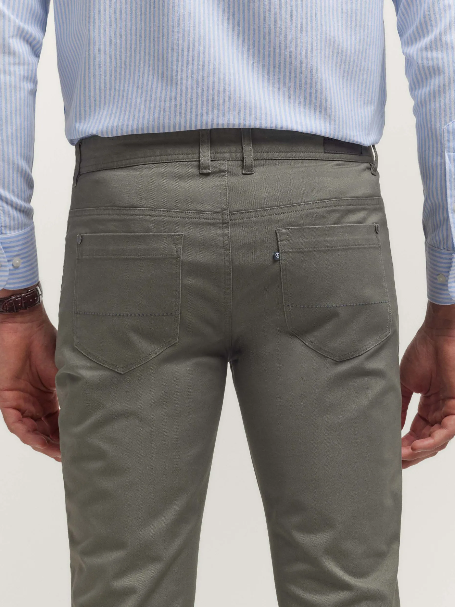 Pantaloni Uomo Alvaro Moreno - Design Moderno e Comodi per Tutto il Giorno (Disponibili in Scontistica Estiva)