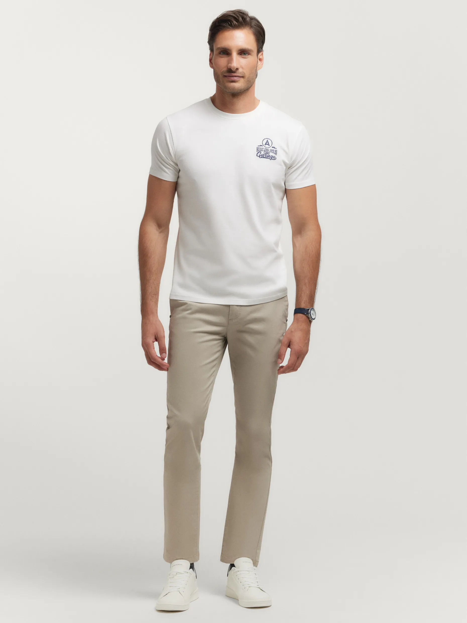Pantaloni Comodi Slot - Design Moderno | Alvaro Moreno Outlet Ufficiale | Scopri la Collezione Esclusiva