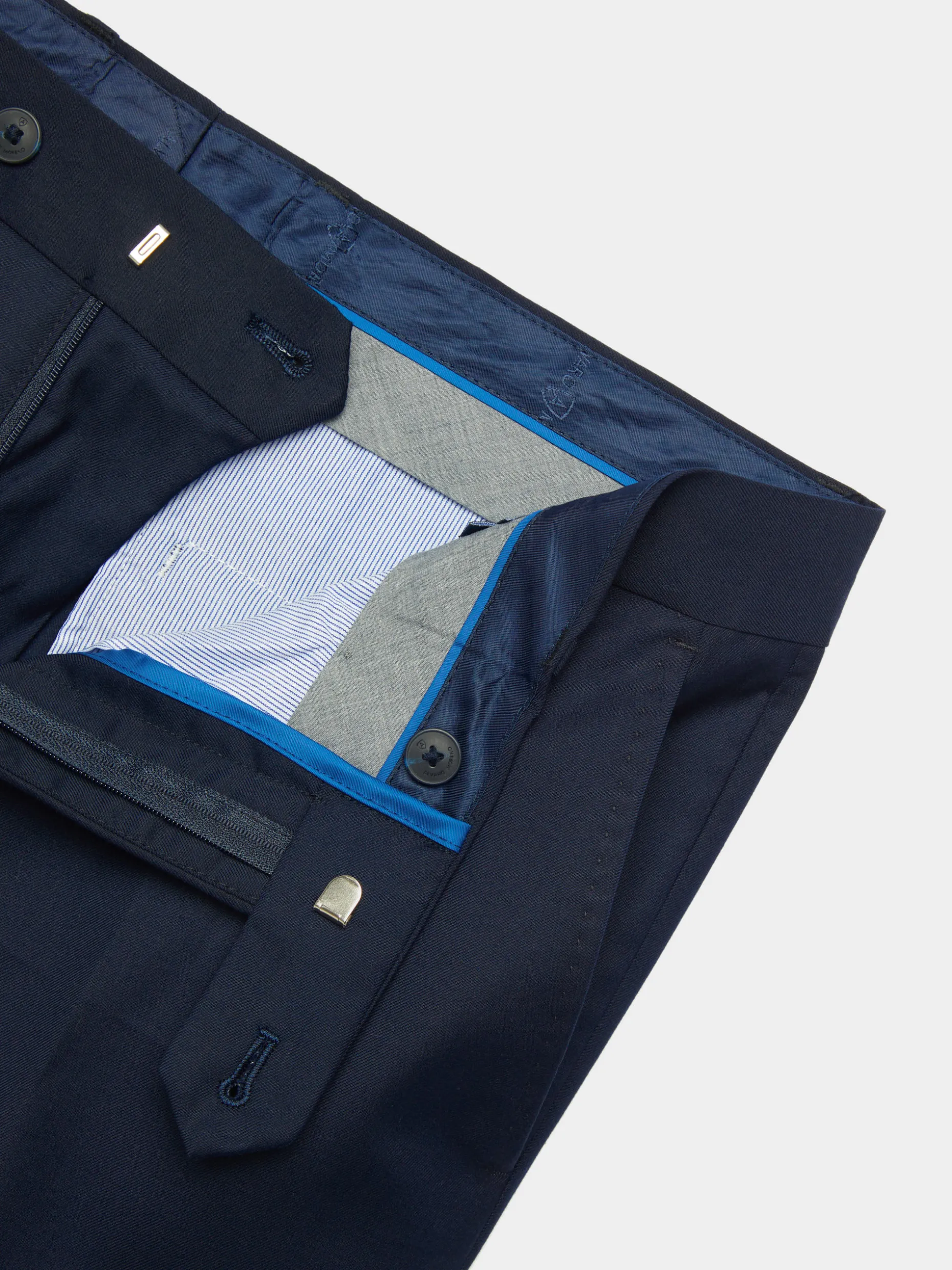 Pantaloni Uomo in Twill Incrociato - Design Classico di Alvaro Moreno con Prezzo Accessibile e Confortevoli Dettagli Stilistici