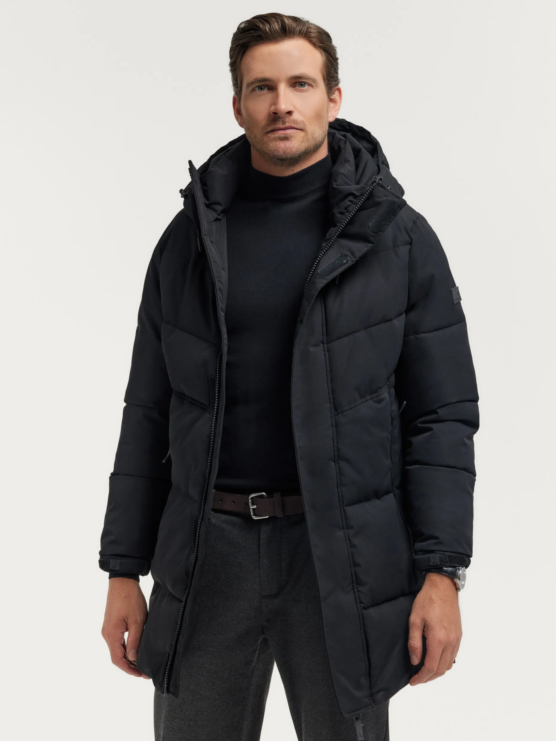 Giacca Invernale Baskerville - Parka Impermeabile con Cappuccio | Abbigliamento Uomo di Alvaro Moreno