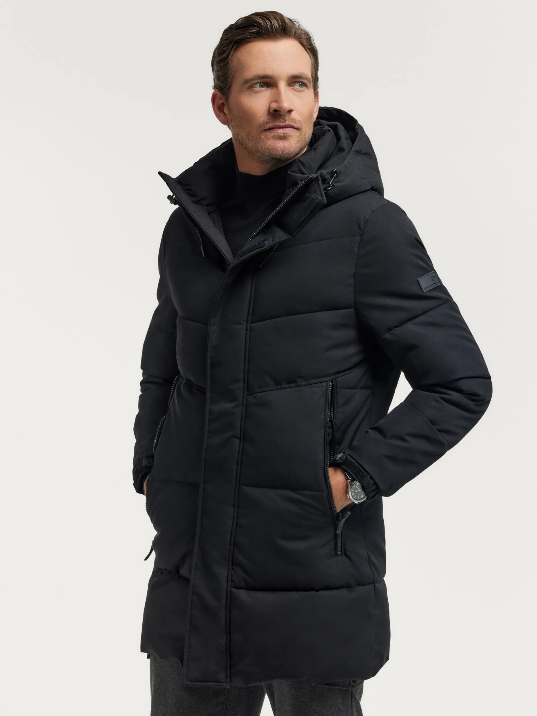 Giacca Invernale Baskerville - Parka Impermeabile con Cappuccio | Abbigliamento Uomo di Alvaro Moreno