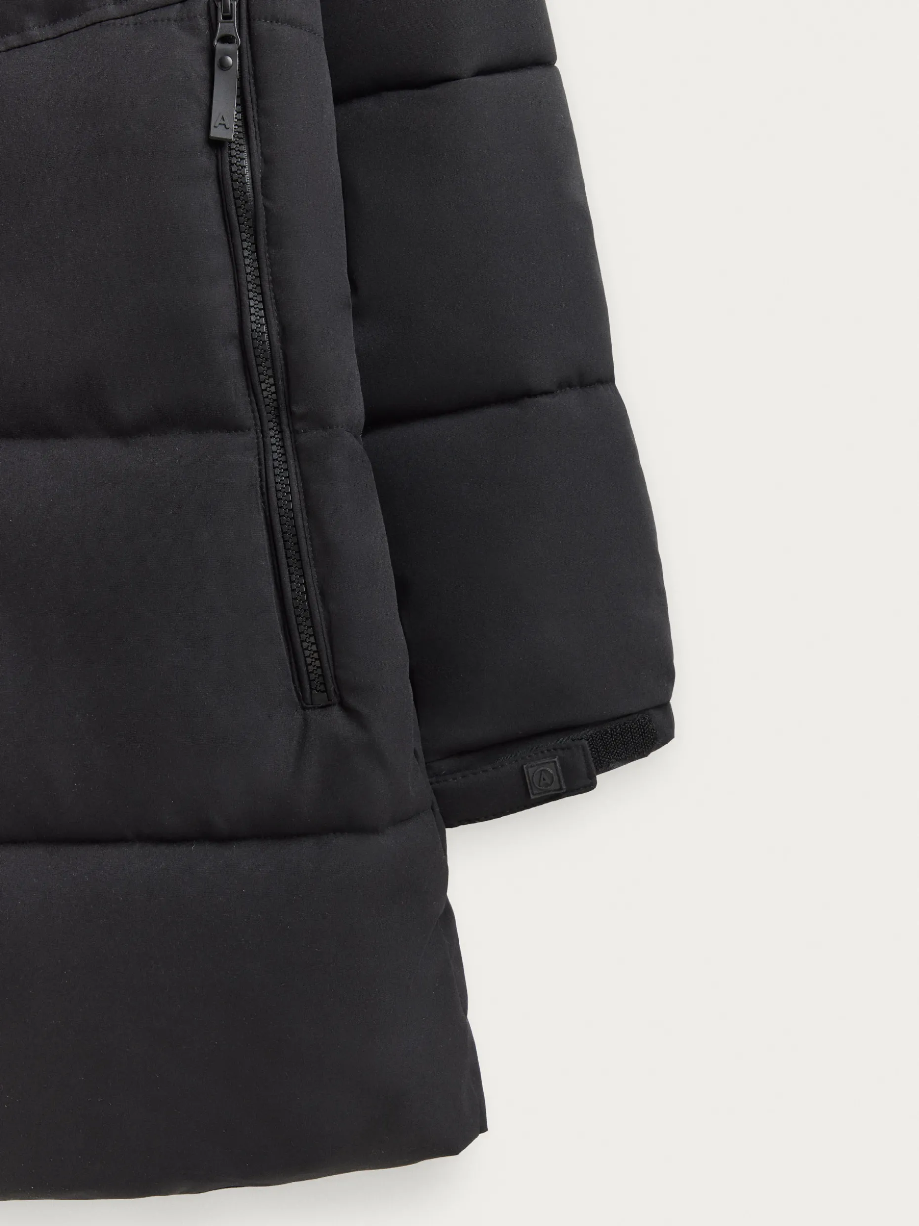 Giacca Invernale Baskerville - Parka Impermeabile con Cappuccio | Abbigliamento Uomo di Alvaro Moreno