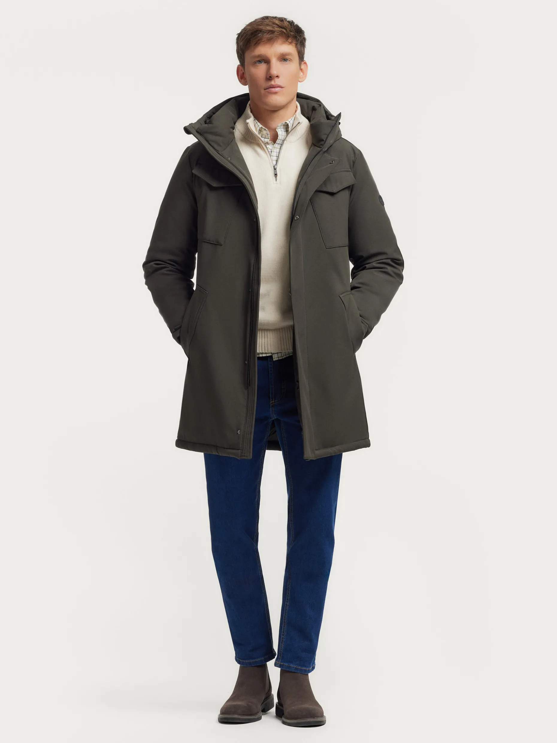 Borgia Parka Premium: Giacca Impermeabile Elegante con Cappuccio, Disponibile da Alvaro Moreno
