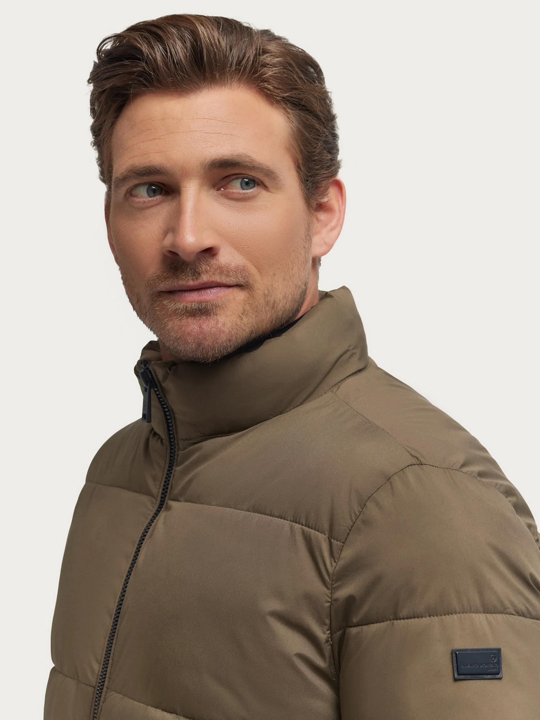 Giacca Parka Conner di Alvaro Moreno - Acquista Online in Esclusiva l'Elegante Capospalla