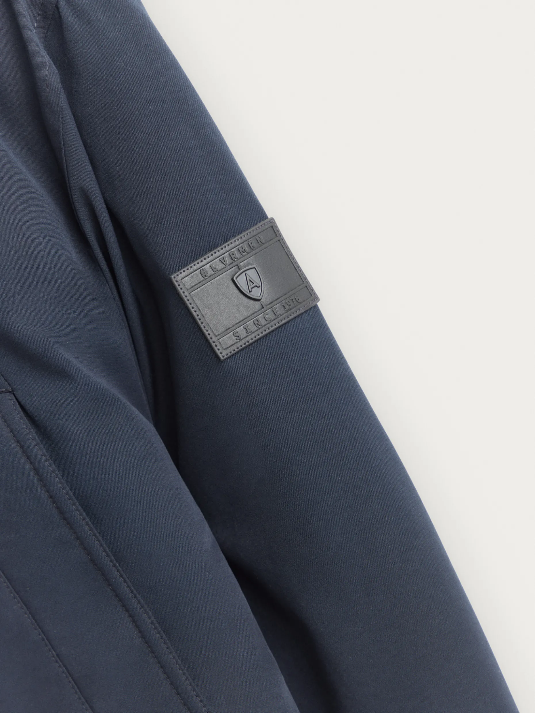 Giacca Parka Sherman di Alvaro Moreno - Impermeabile con Design Moderno a Prezzo Accessibile