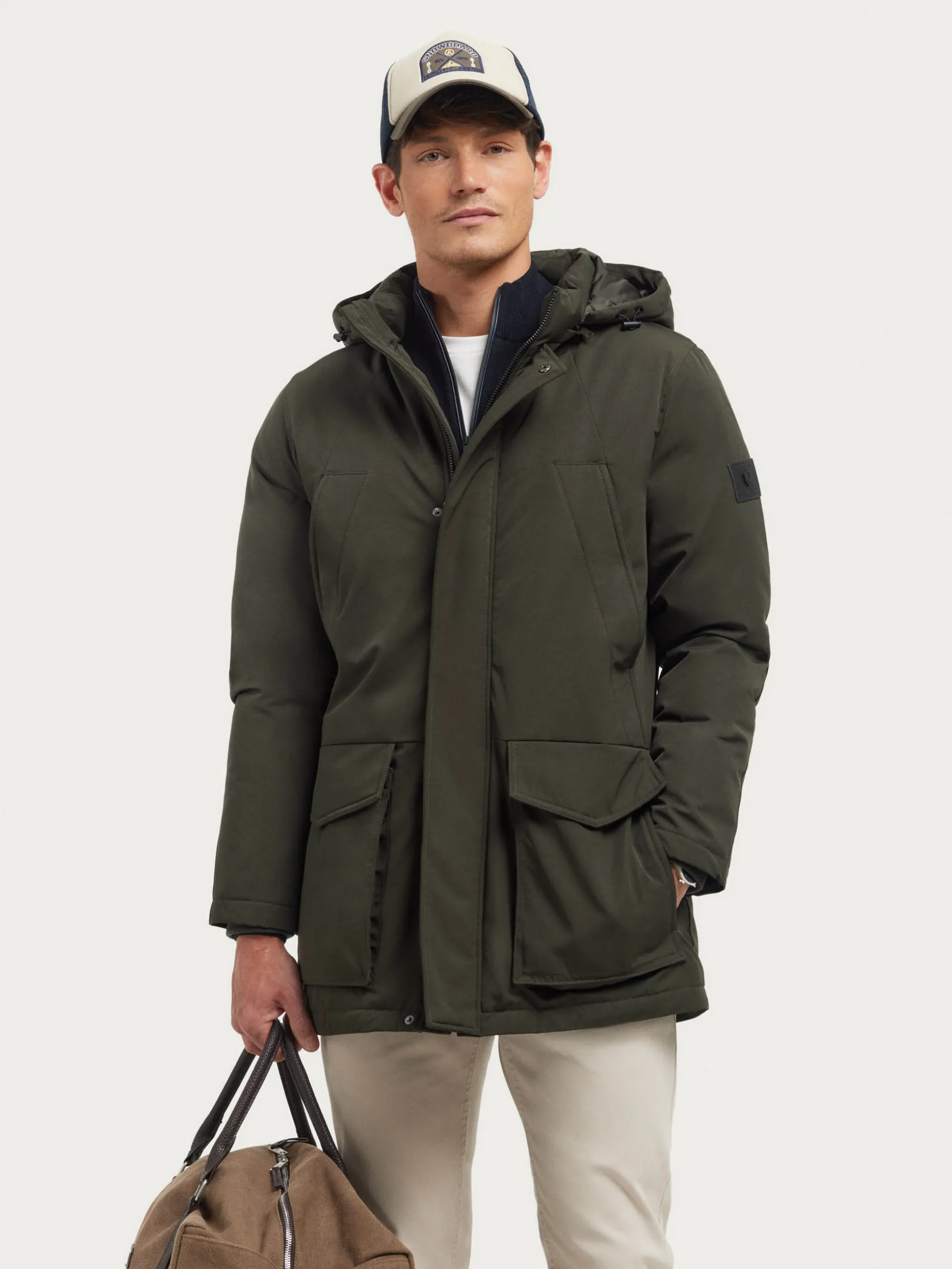 Giubbotto Sherman Parka - Design Funzionale e Comfort Moderno per la Stagione Fredda | Disponibile su Alvaro Moreno Online