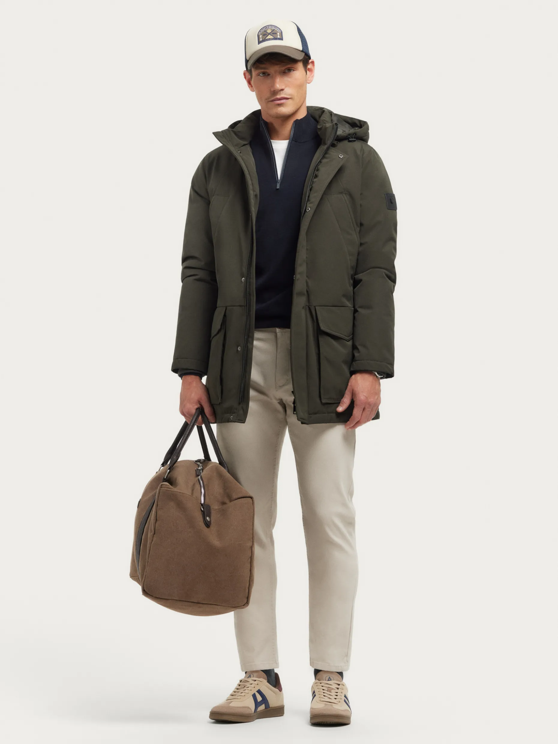 Giubbotto Sherman Parka - Design Funzionale e Comfort Moderno per la Stagione Fredda | Disponibile su Alvaro Moreno Online
