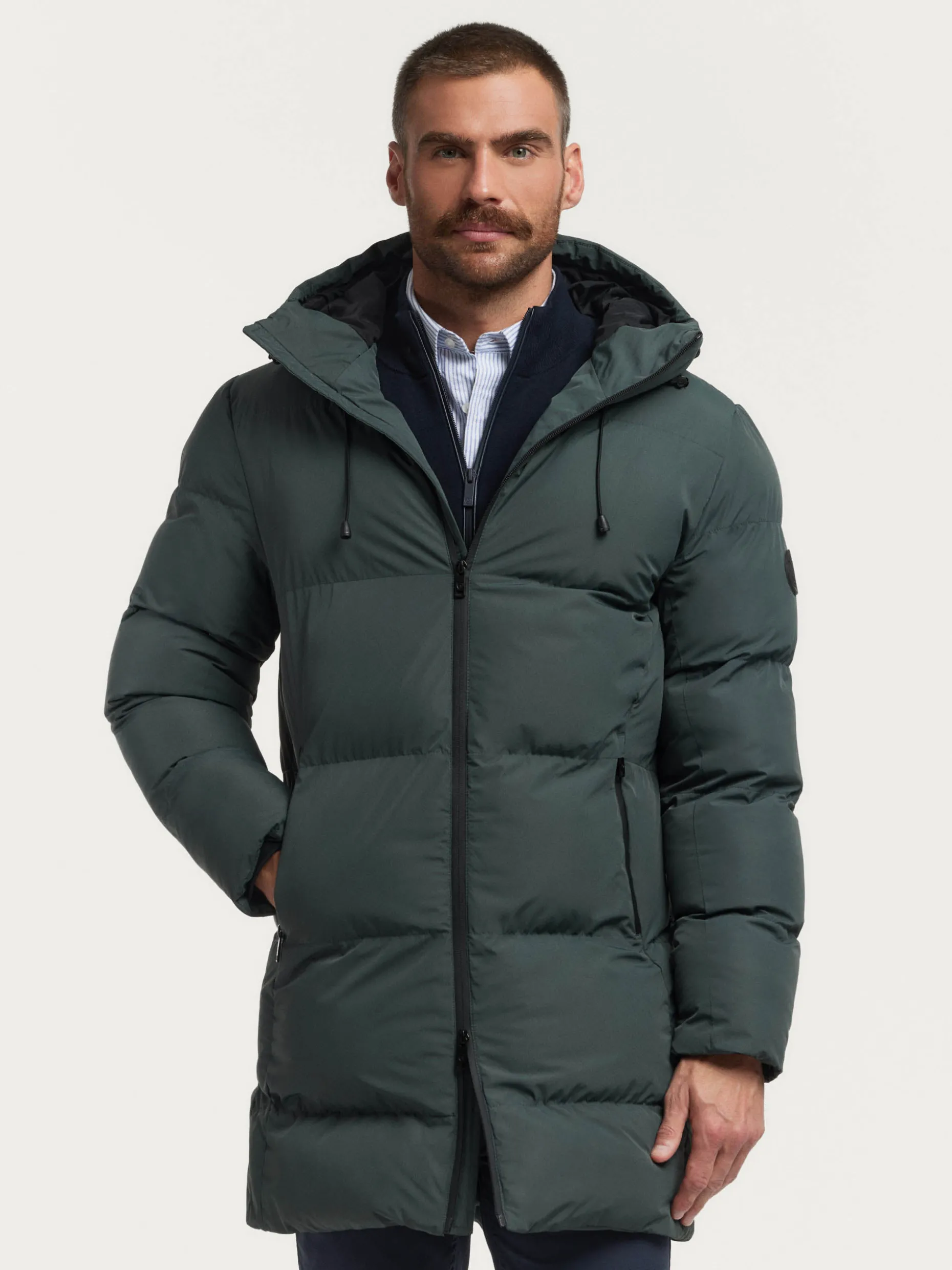 PARKA IMPERMEABILE SKYLINE - Alvaro Moreno | Cappuccio Regolabile, Stile Urbano con Sconti Esclusivi per l'Inverno 2024