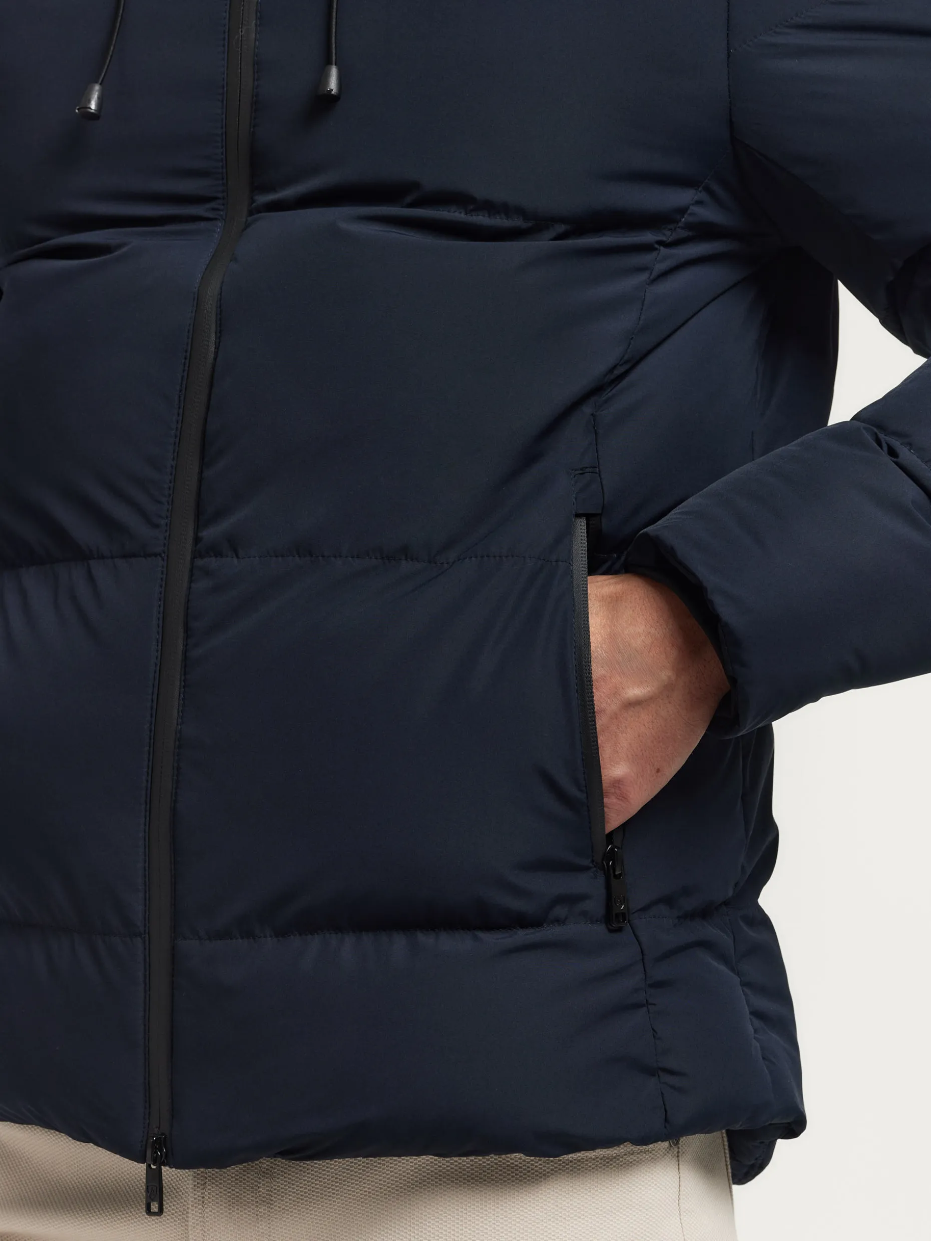 Giacca Invernale Skywear Uomo - Design Esclusivo Alvaro Moreno con Cappuccio Regolabile, Tasca Termica e Tessuto Impermeabile [Edizione Limitata Autunno 2024]