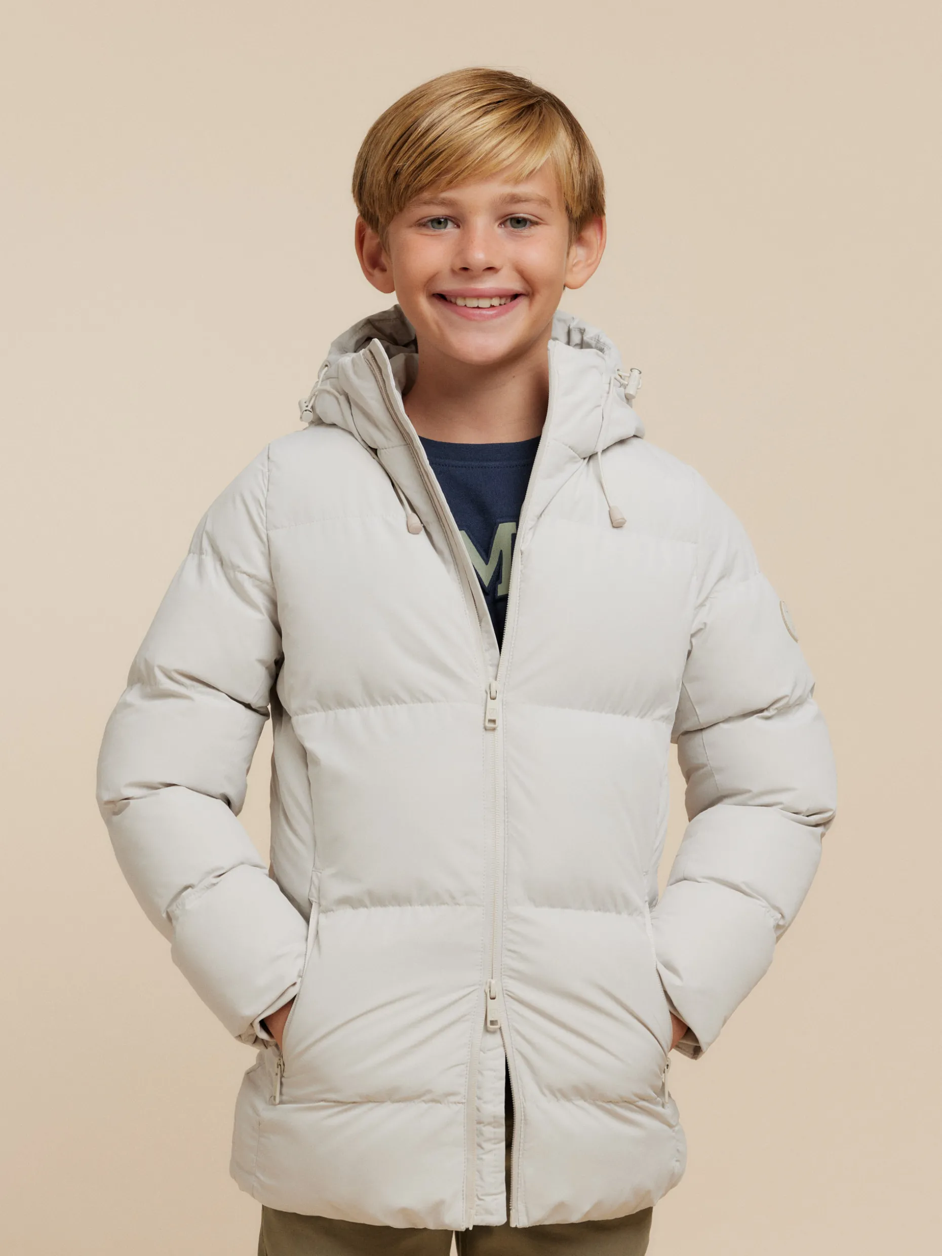 Giacca invernale SkyWear Junior con cappuccio - Piumino termico impermeabile per bambini, design esclusivo Alvaro Moreno (Taglie 3-12 anni)