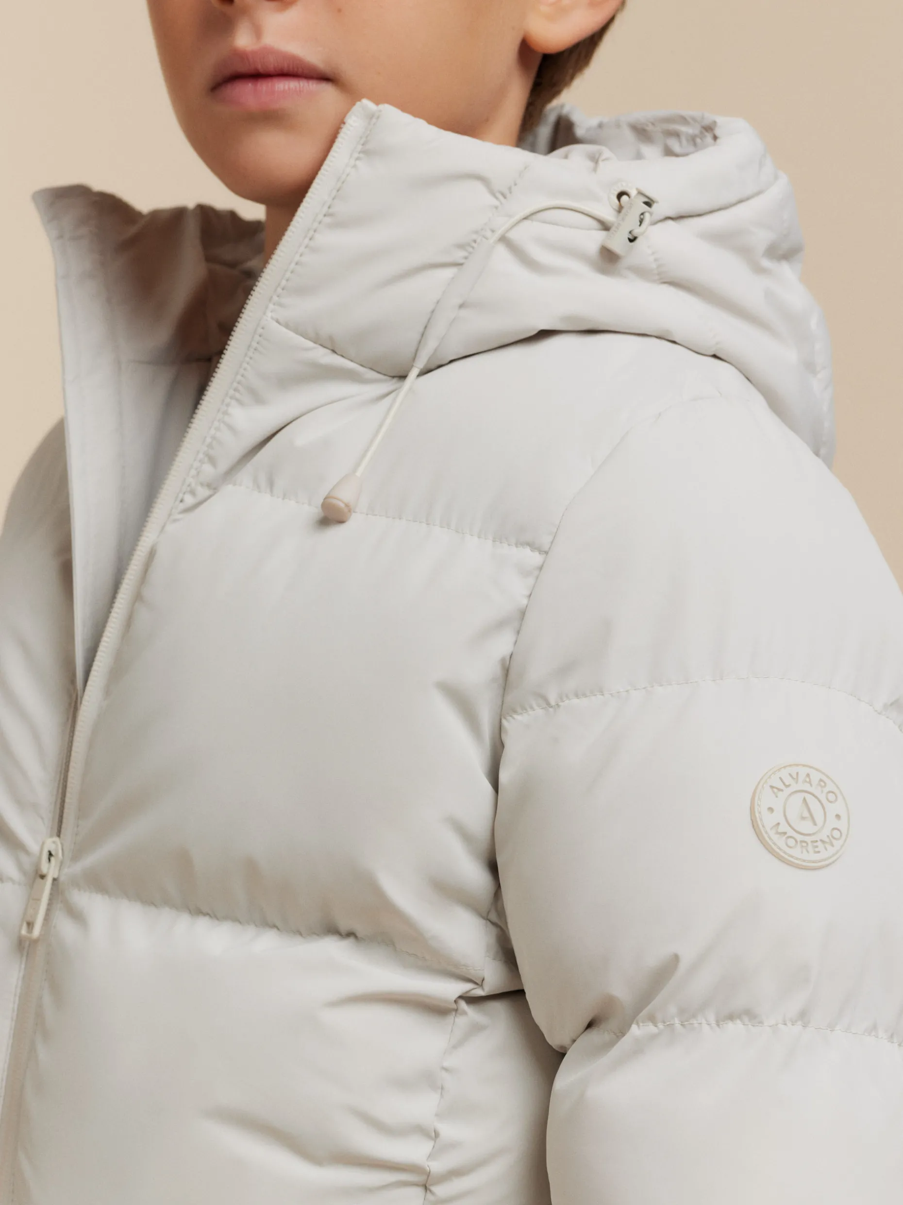 Giacca invernale SkyWear Junior con cappuccio - Piumino termico impermeabile per bambini, design esclusivo Alvaro Moreno (Taglie 3-12 anni)
