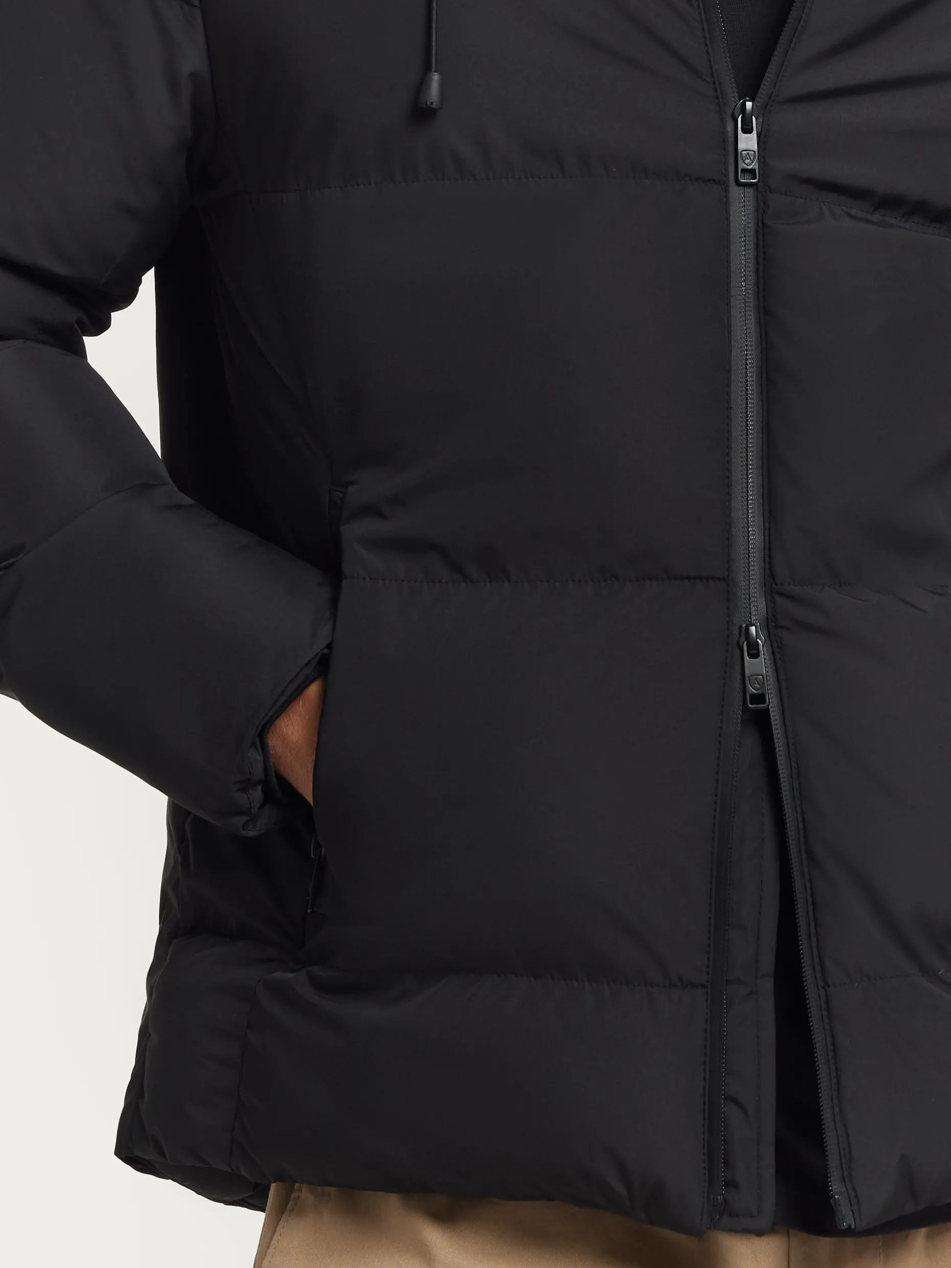 Giacca Invernale Skywear Techwear Impermeabile con Cappuccio - Parka Stile Urbano Moderno | Abbigliamento Outdoor di Tendenza by Alvaro Moreno