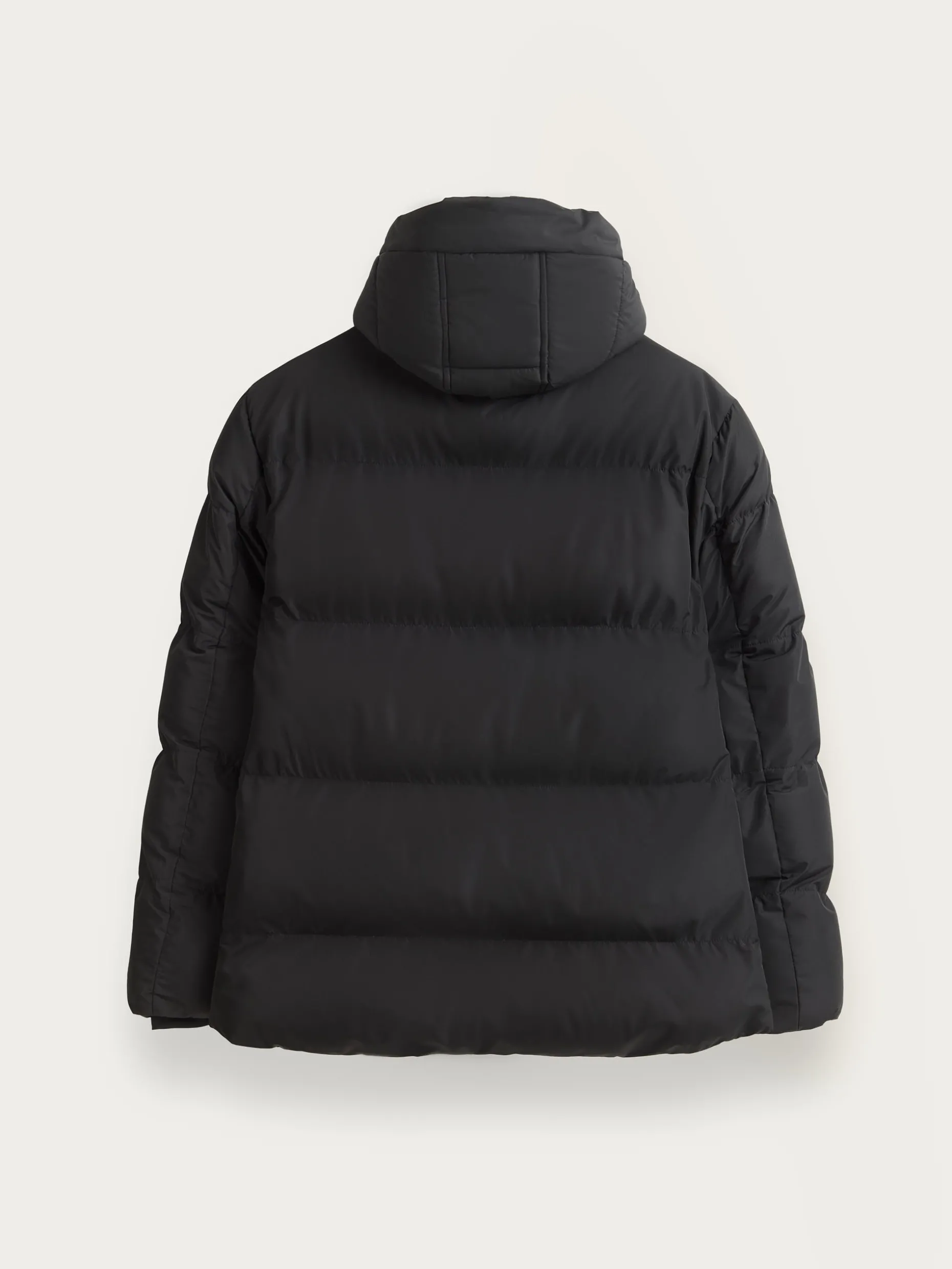 Giacca Invernale Skywear Techwear Impermeabile con Cappuccio - Parka Stile Urbano Moderno | Abbigliamento Outdoor di Tendenza by Alvaro Moreno