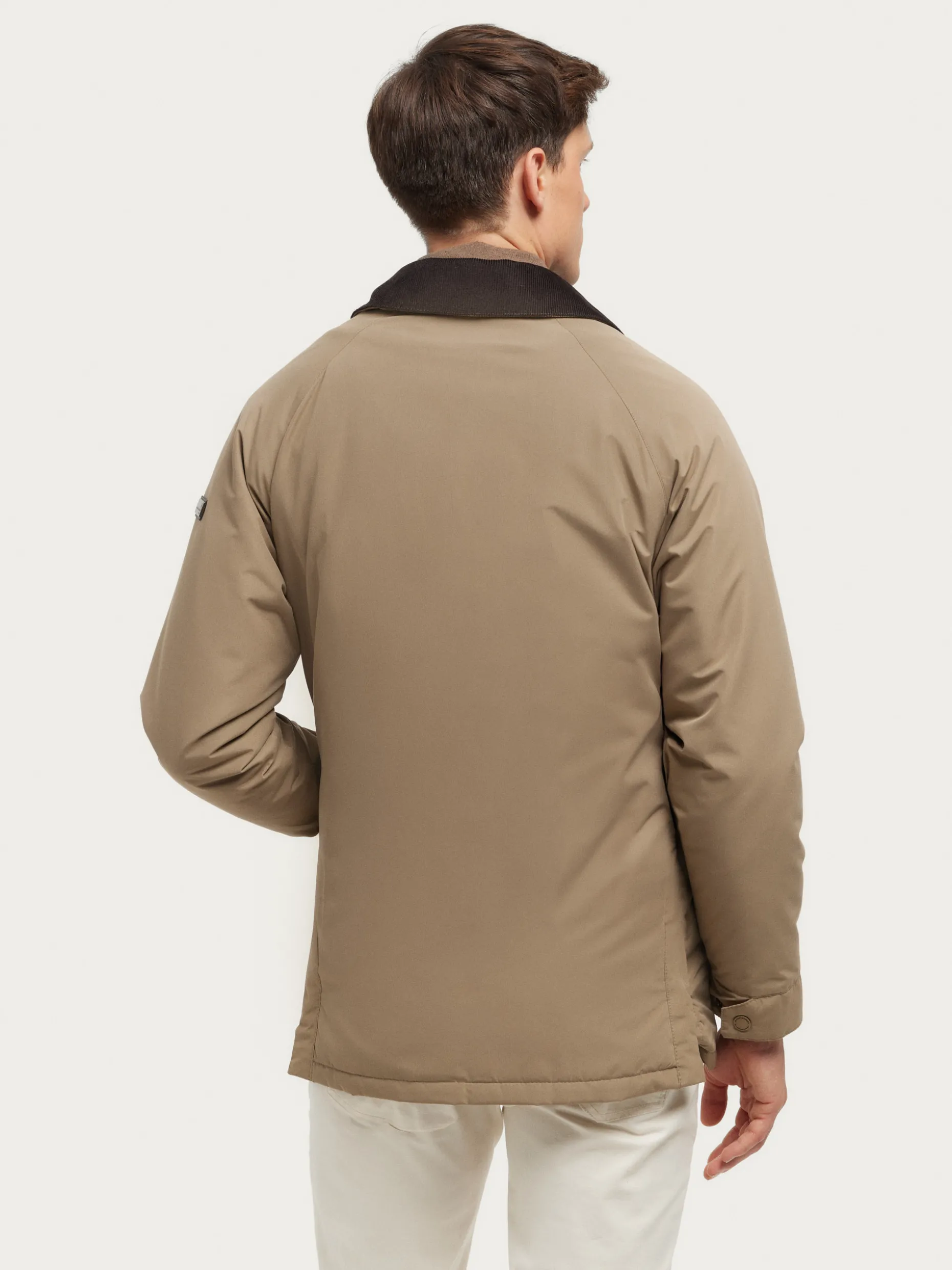 Alvaro Moreno - Cappotto Parka Elegante con Cappuccio, Stile Urbano Autunno-Inverno 2024 

(：、，，)