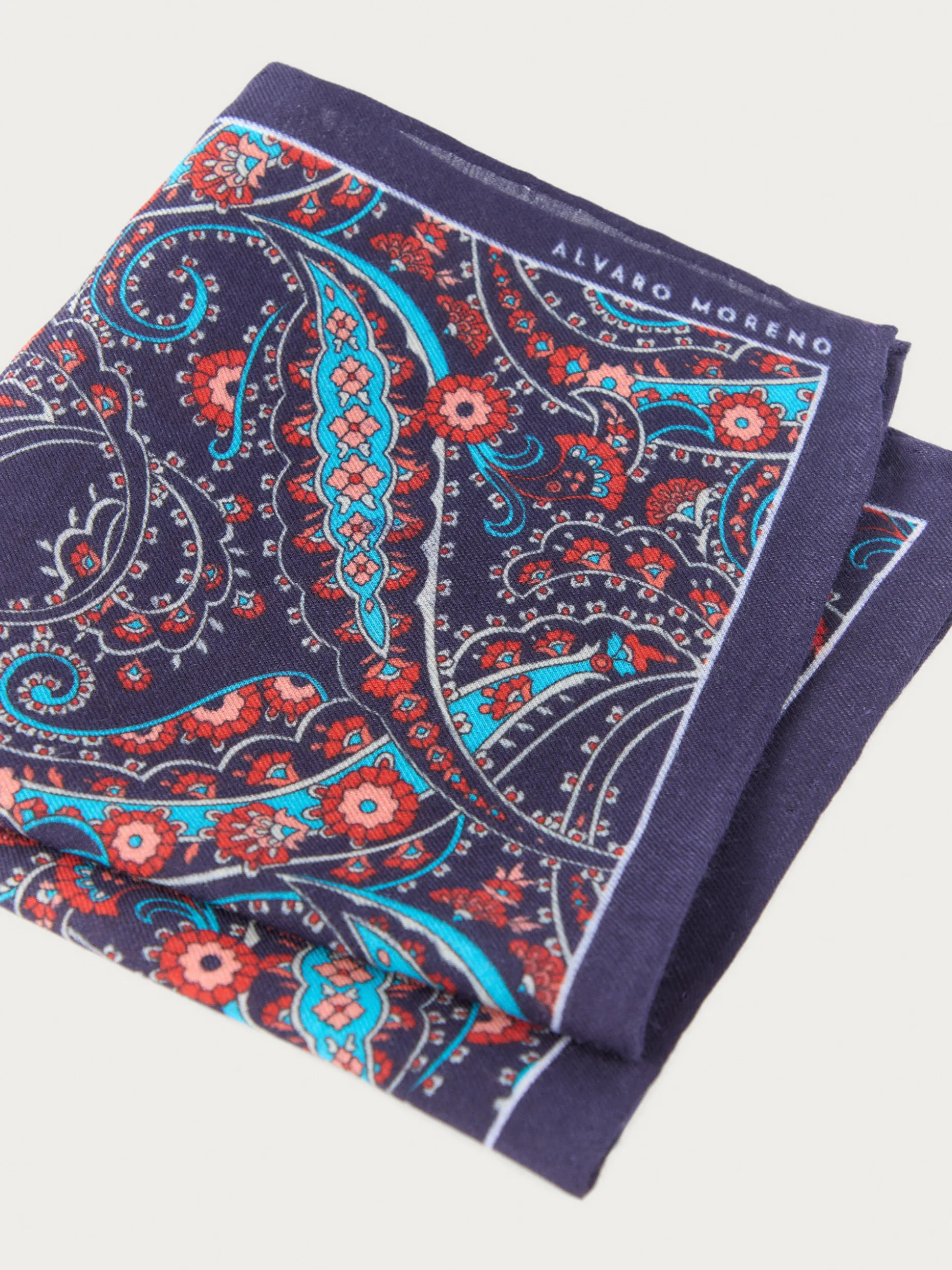 Foulard Elegante con Stampa Unica di Álvaro Moreno - Prezzo Speciale!