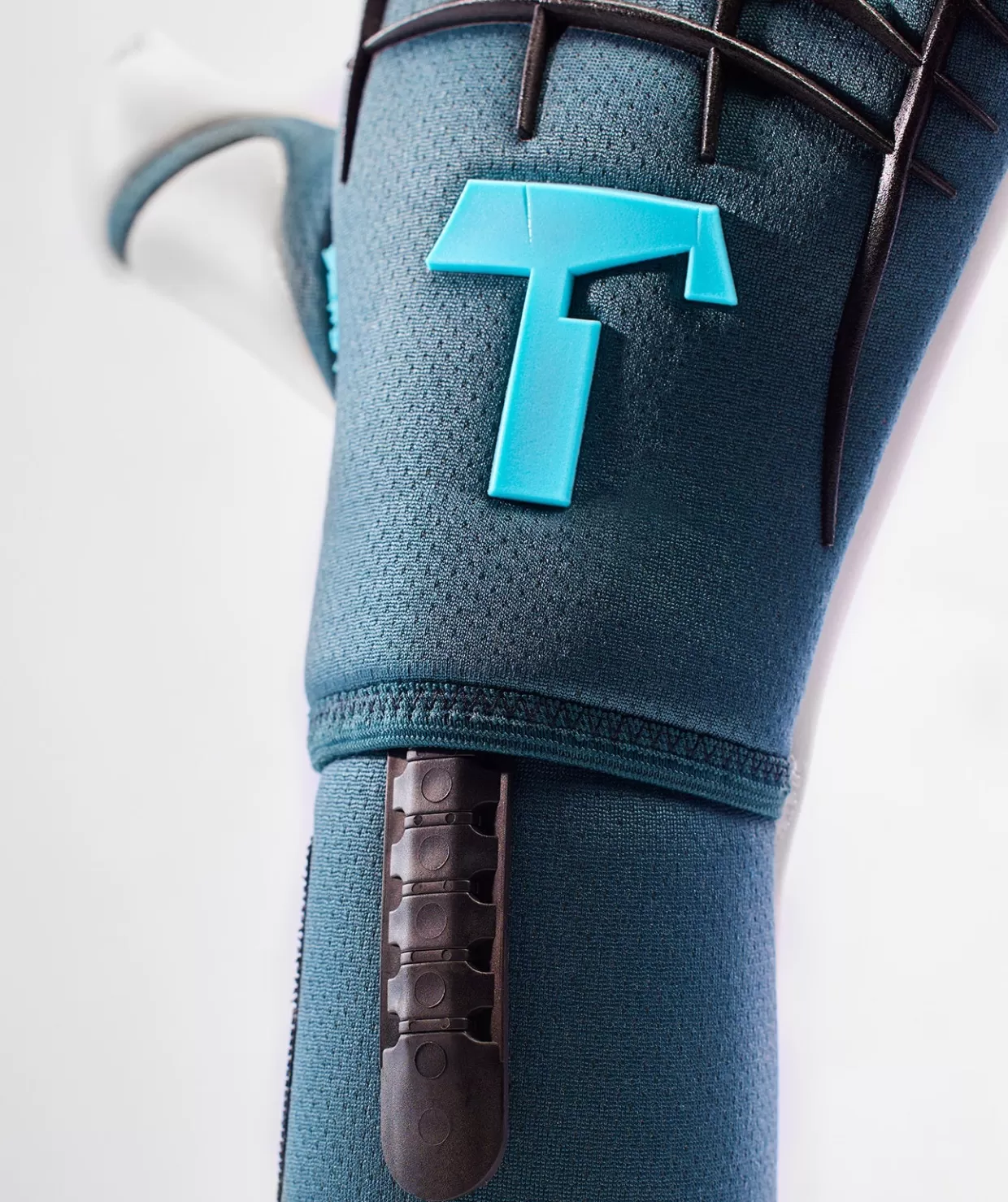 Guanti Junior T1TAN Petrol Beast Pro 3.0 con Rinforzi Integrati - Protezione Avanzata per Giovani Atleti