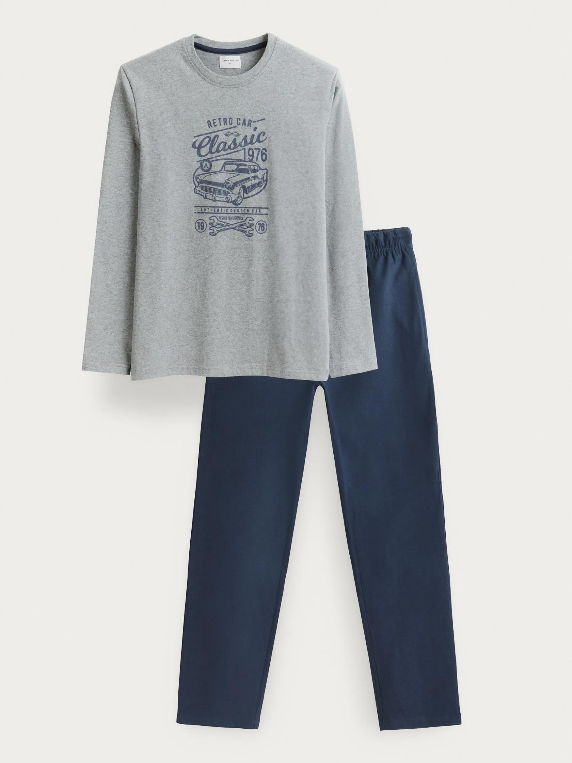 Pijama Unisex Stile Vintage Auto - Collezione Esclusiva di Alvaro Moreno | Promozione Imperdibile con Design Retrò e Comfort Senza Tempo