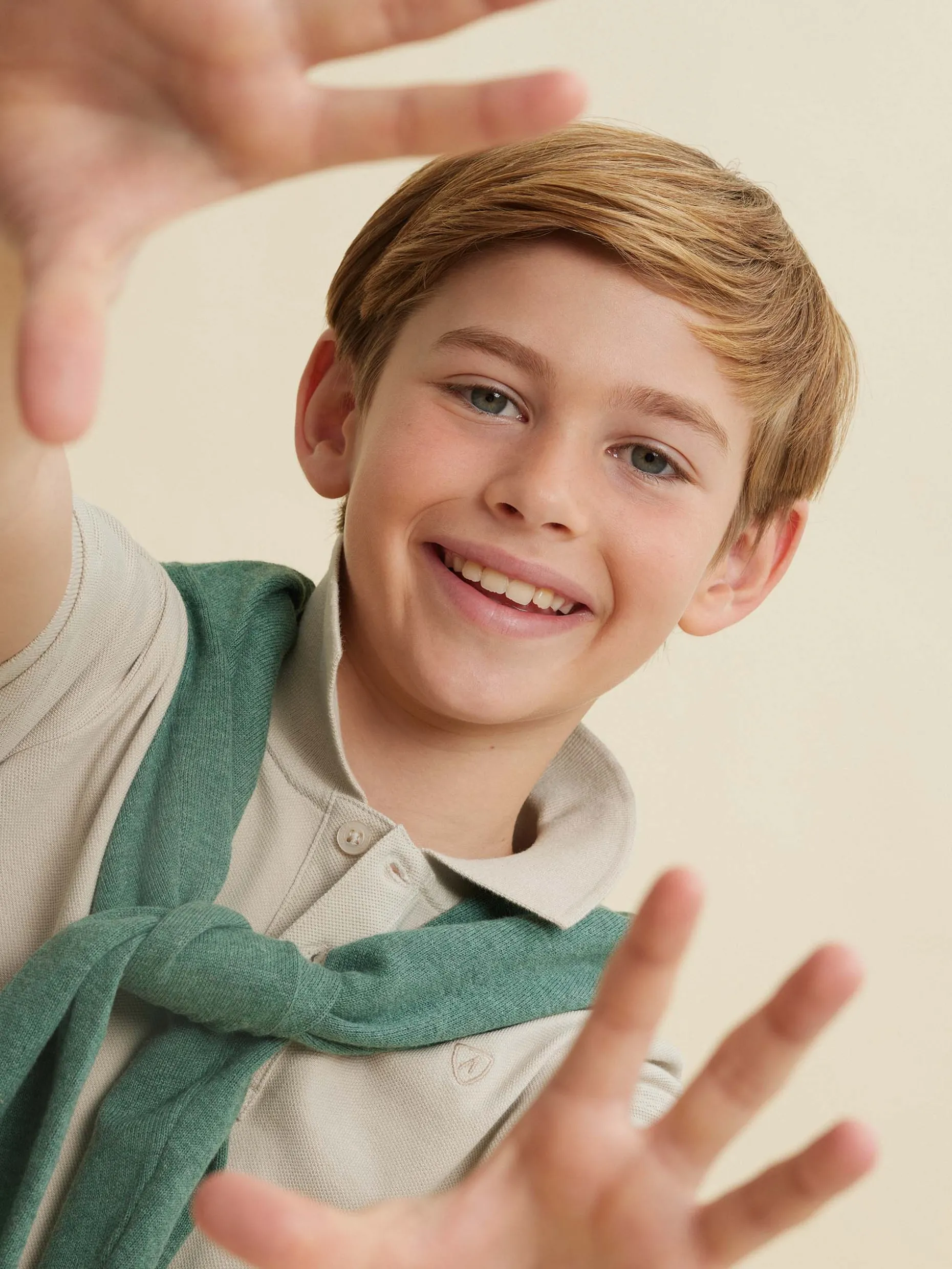 Polo Junior Stile Osaka di Alvaro Moreno - Prezzi Imperdibili per la Tua Estate!