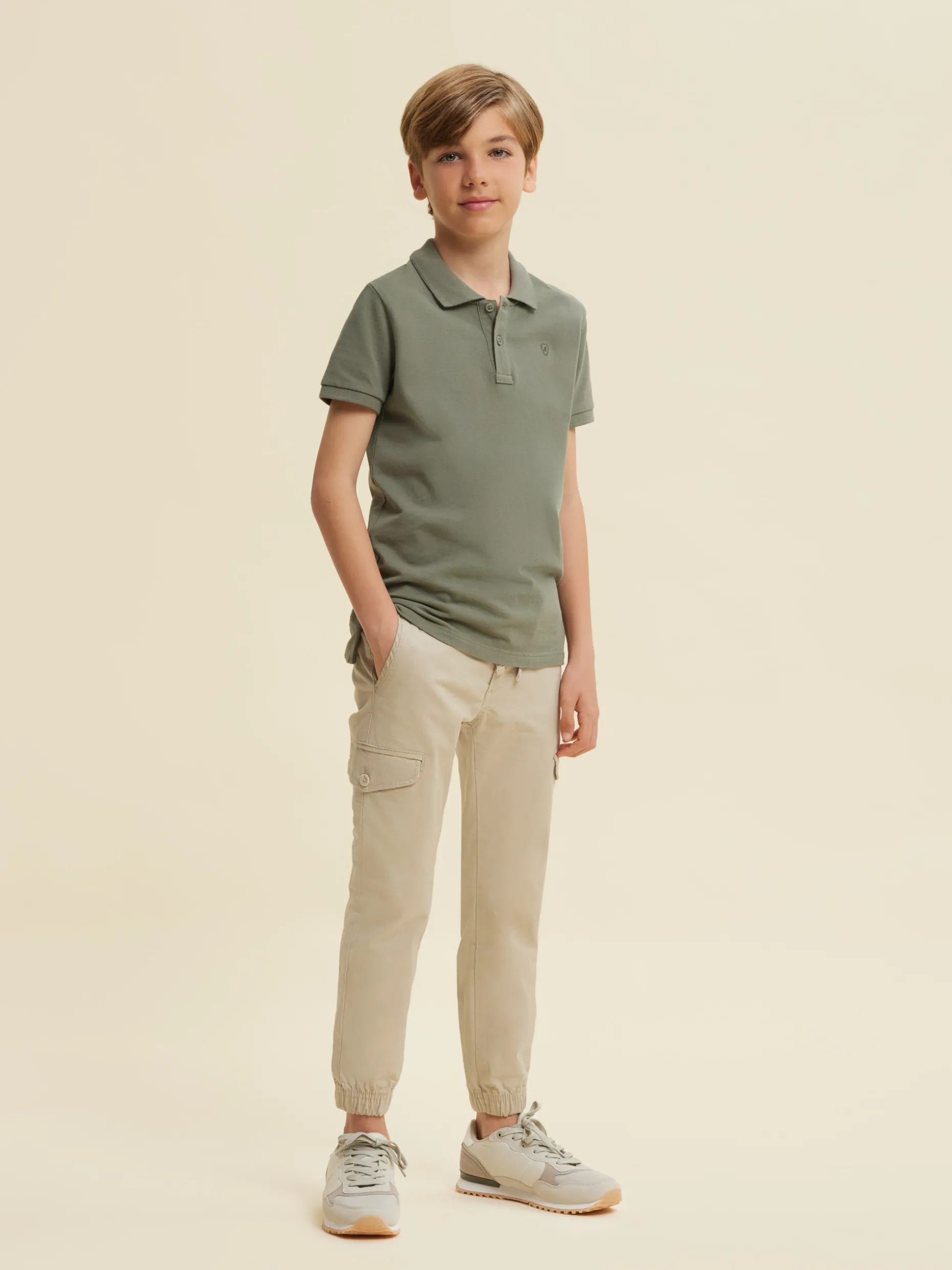 Maglietta Polo per Bambini Stile Osaka - Design Moderno e Confortevole di Alvaro Moreno, Ideale per il Tempo Libero a Prezzo Competitivo