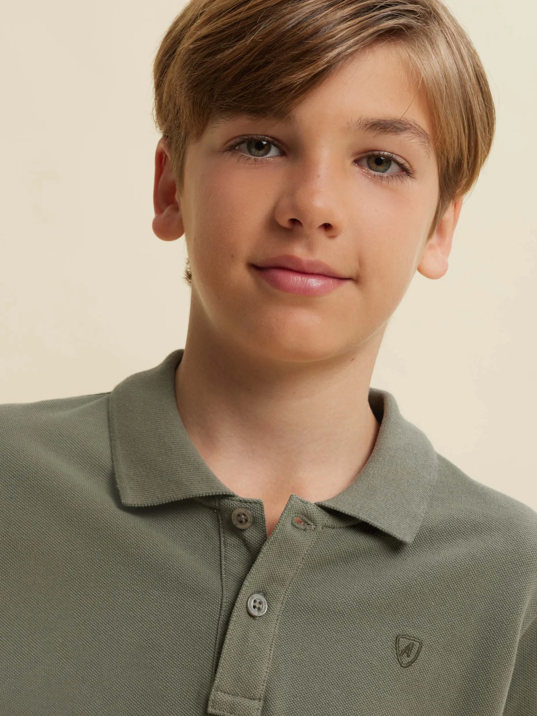 Maglietta Polo per Bambini Stile Osaka - Design Moderno e Confortevole di Alvaro Moreno, Ideale per il Tempo Libero a Prezzo Competitivo