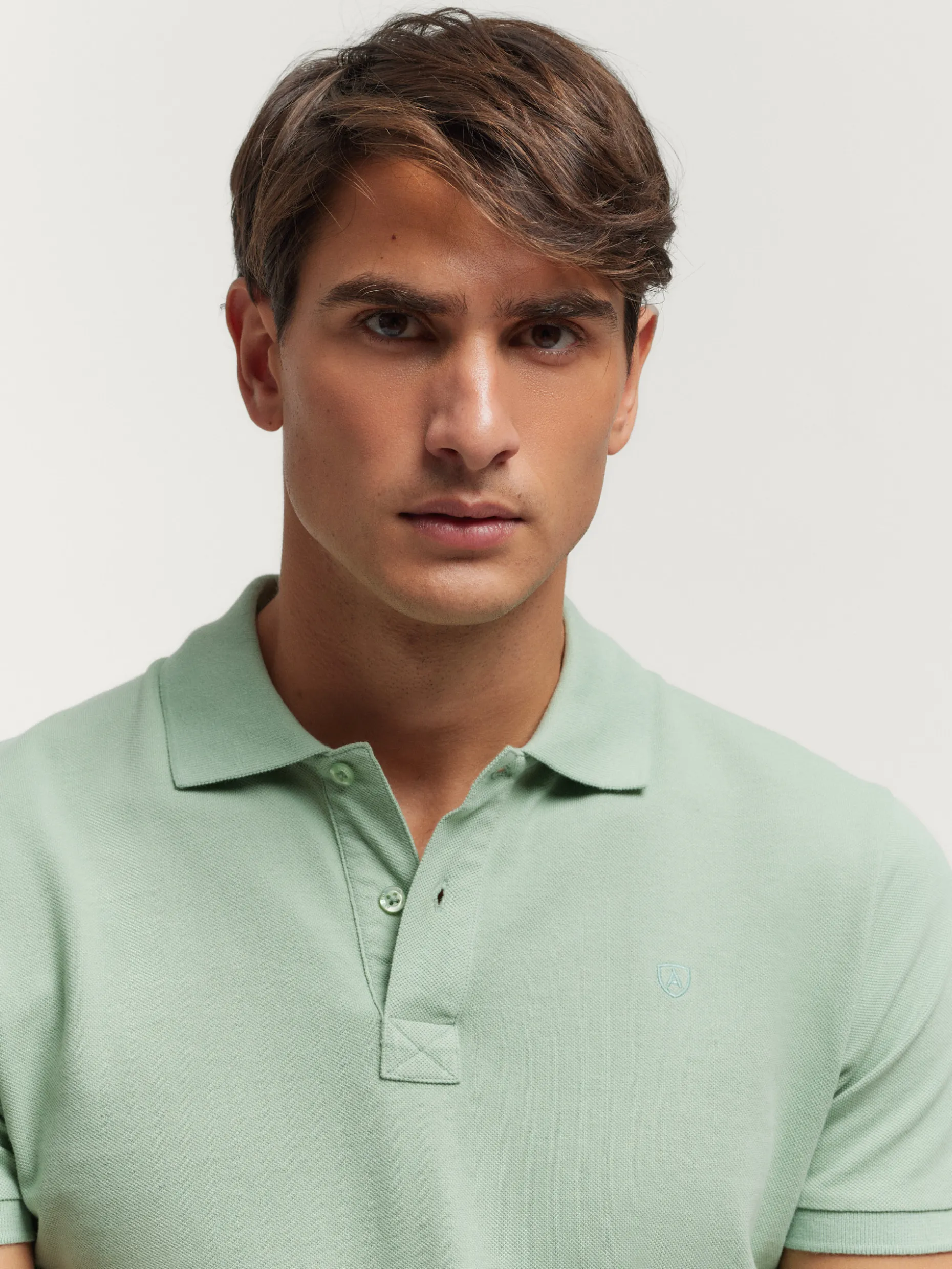 Maglia Polo Scooby Uomo: Stile Classico e Conforto Moderno | Alvaro Moreno Outlet, Sconti Esclusivi su Abbigliamento Casual Elegante - Estate 2024