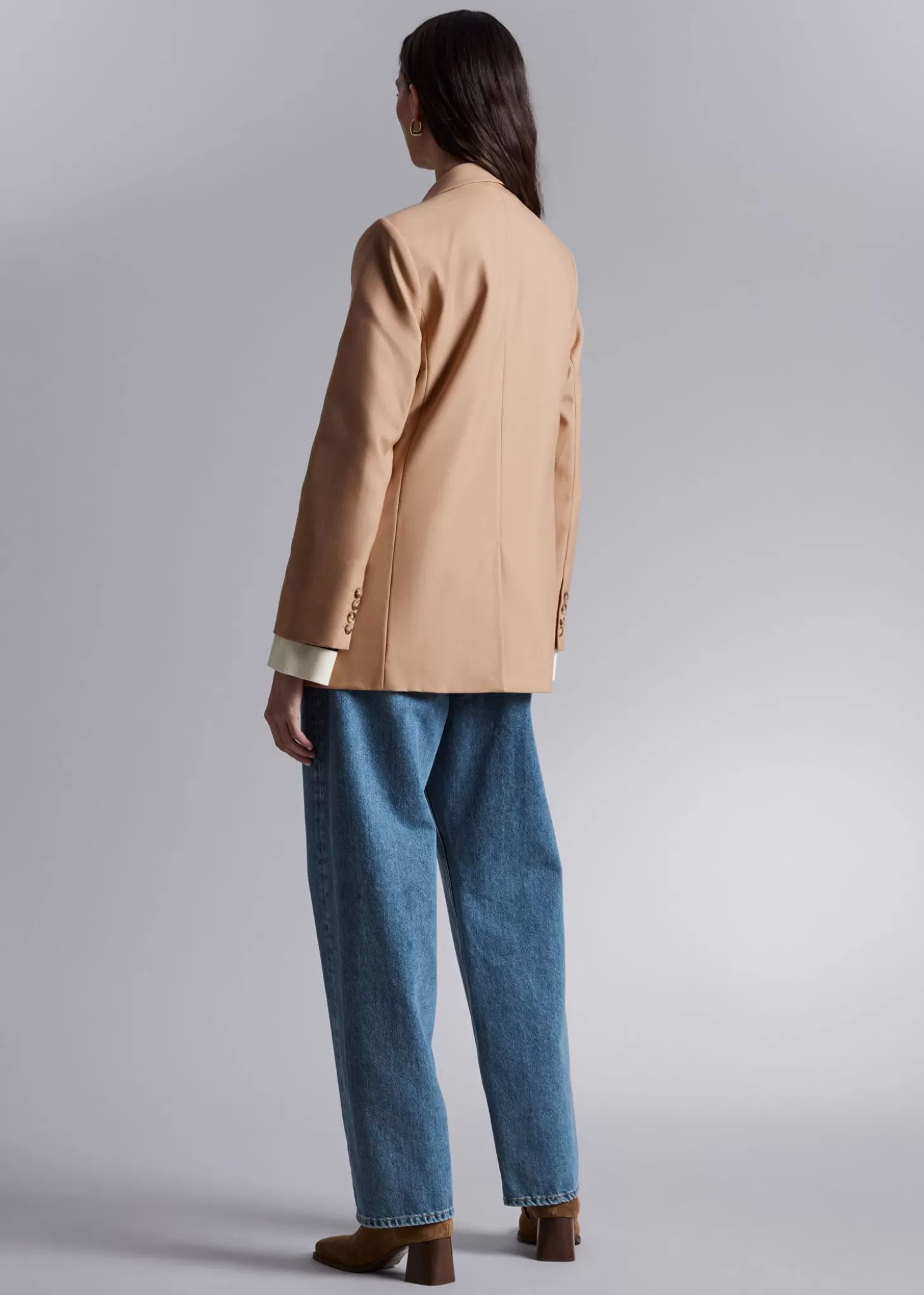 Blazer su misura in nuance sabbia - Giacche eleganti novità by & Other Stories
