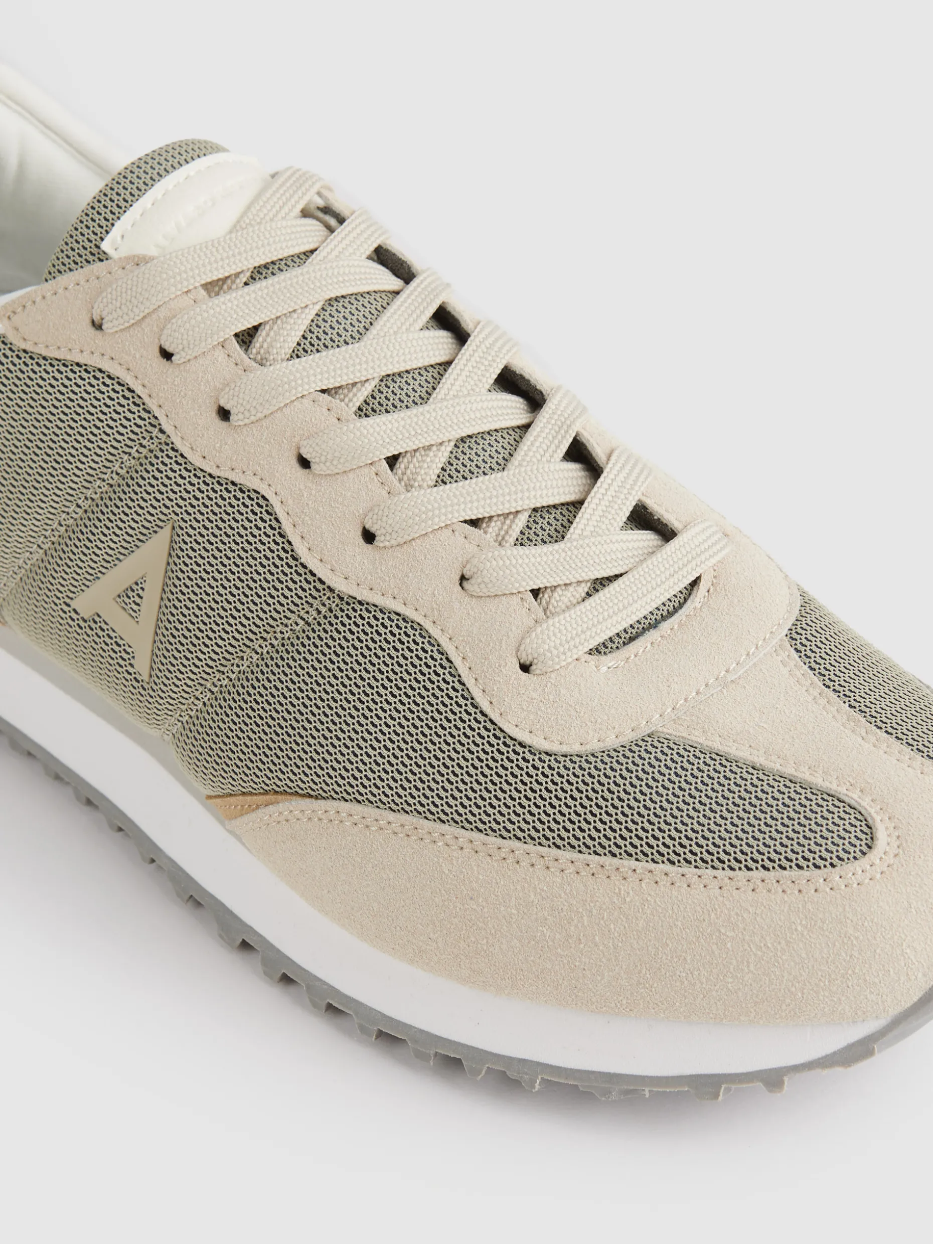 Scarpe Sportive BUDI | Offerta Esclusiva Collezione Alvaro Moreno