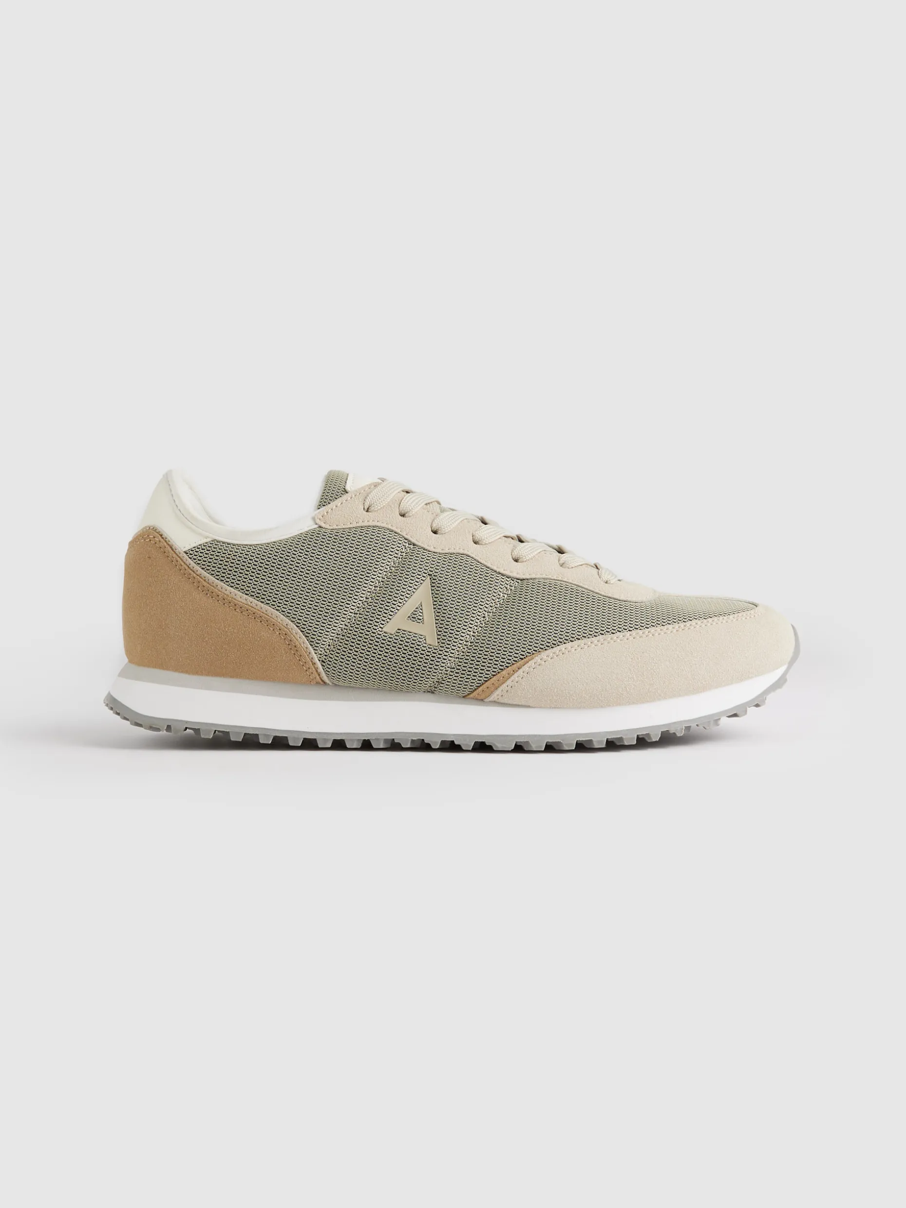 Scarpe Sportive BUDI | Offerta Esclusiva Collezione Alvaro Moreno