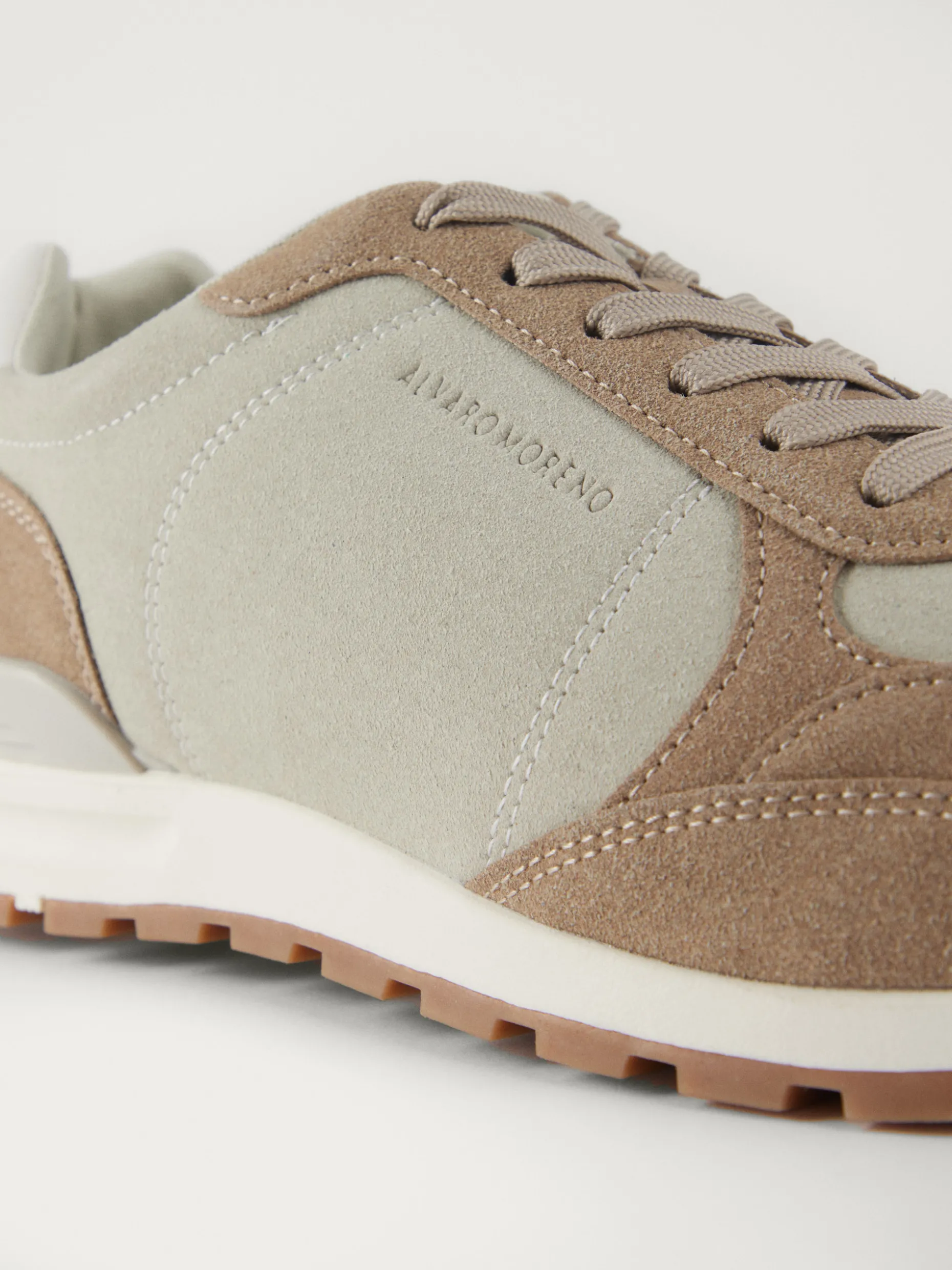 Scarpe Sportive Dew - Edizione Limitata Alvaro Moreno | Design Comodo & Stile Moderno in Promozione Esclusiva