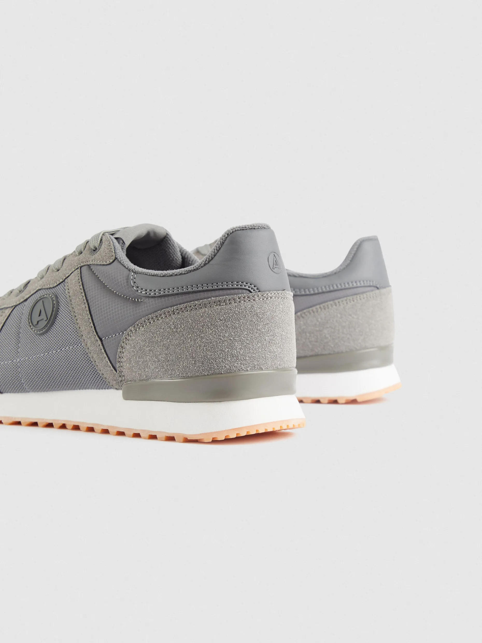 Joplin Scarpe Sportive Unisex di Alvaro Moreno | Design Moderno e Stile Versatile - Ideali per Look Casual e Attivi