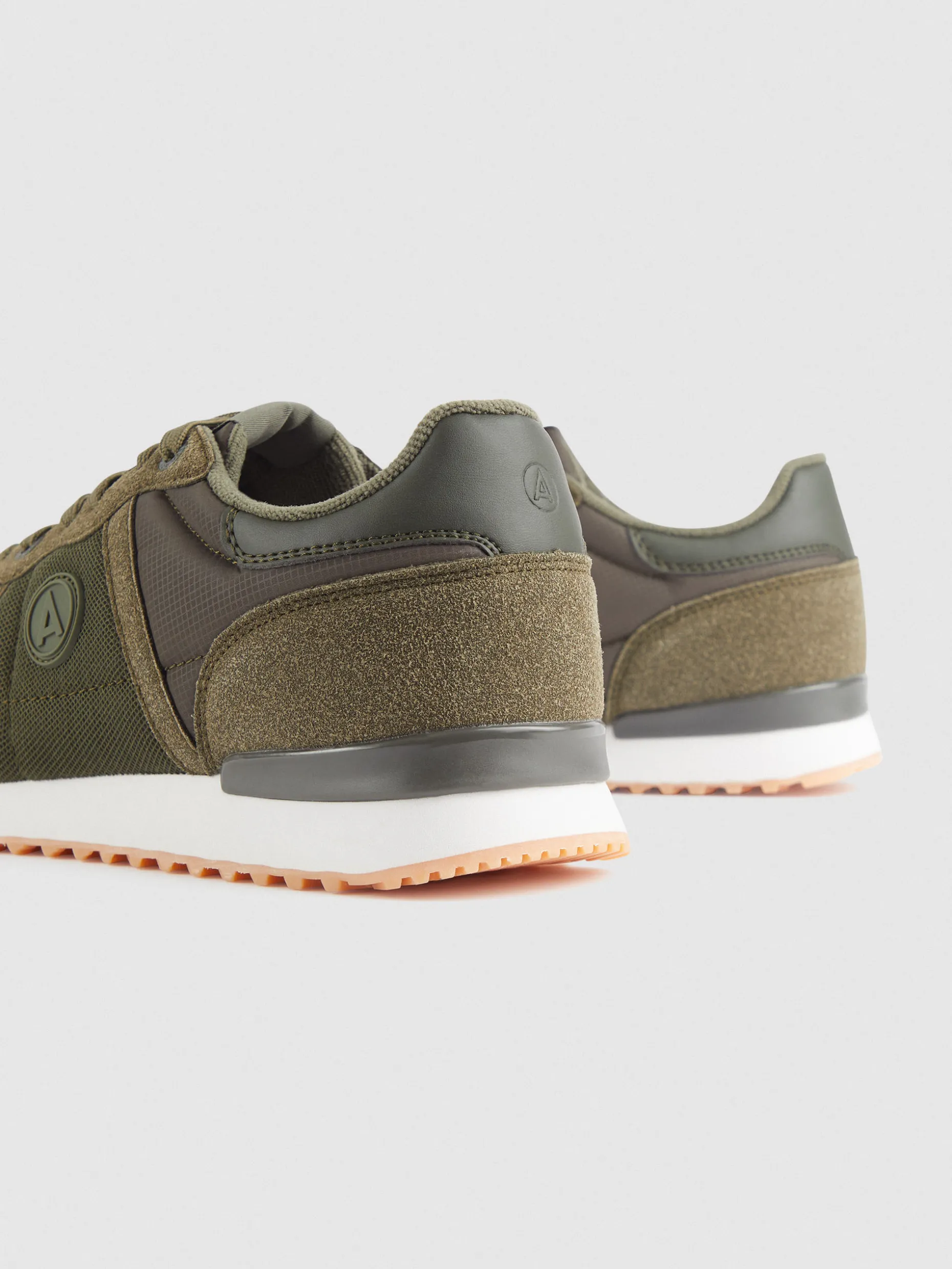 Scarpe Joplin di Alvaro Moreno: Sconto Imperdibile per Stile Urbano e Comfort Quotidiano